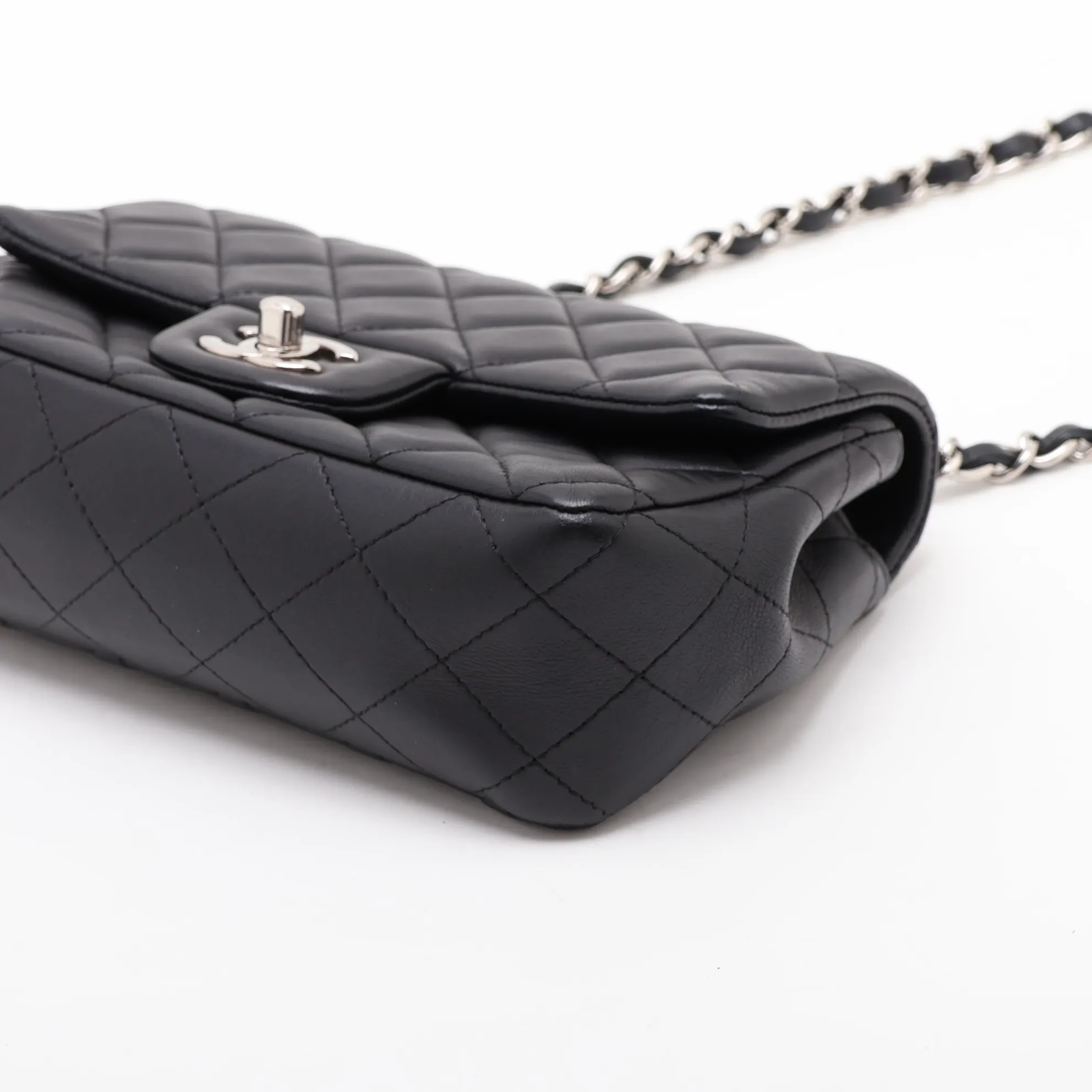 [Individually packaged] Chanel Mini Matelassé 20 Lambskin Single Flap Single Chain Bag, Black with Silver Hardware, 29255062, Serial Number 29, A69900 — view 3