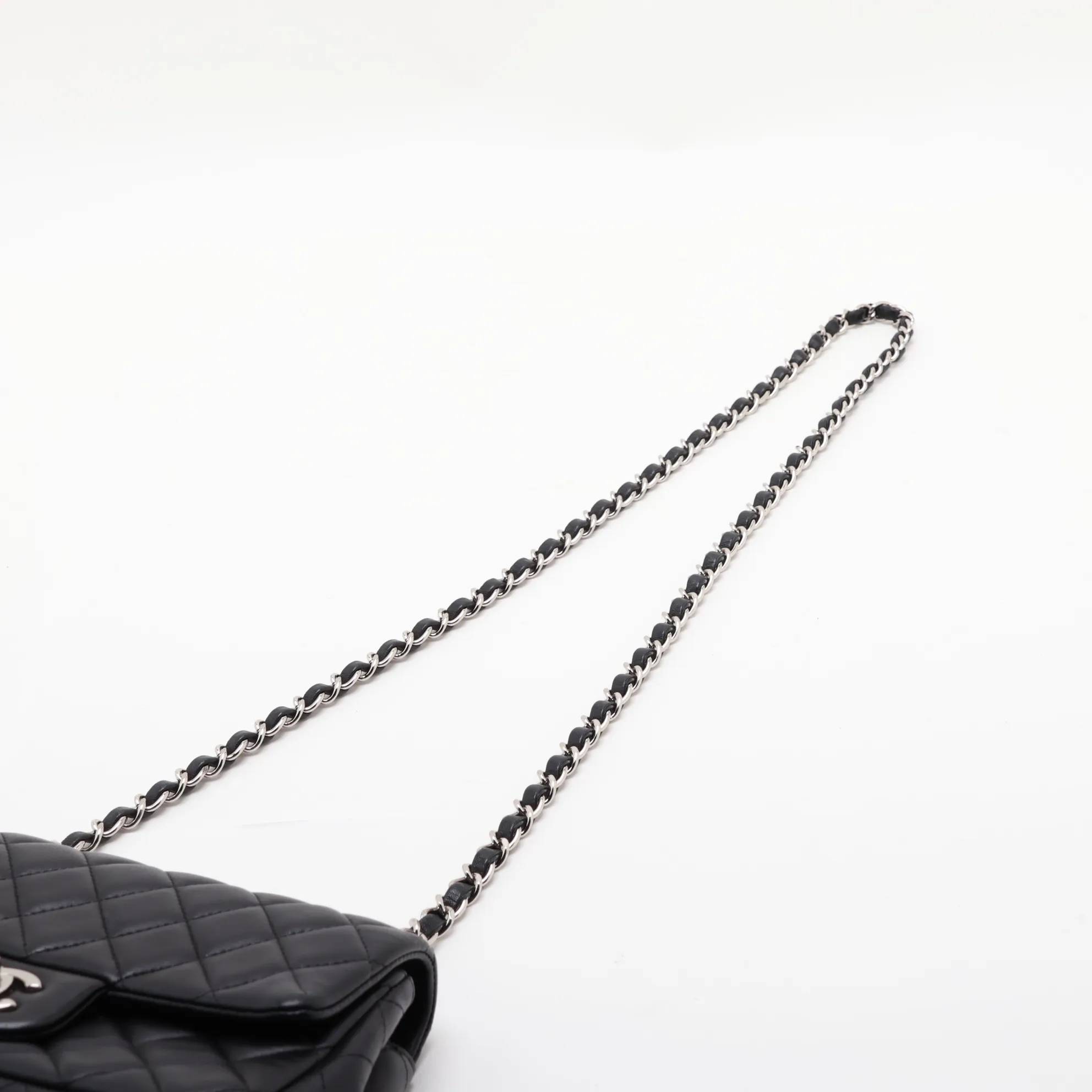 [Individually packaged] Chanel Mini Matelassé 20 Lambskin Single Flap Single Chain Bag, Black with Silver Hardware, 29255062, Serial Number 29, A69900 — view 5