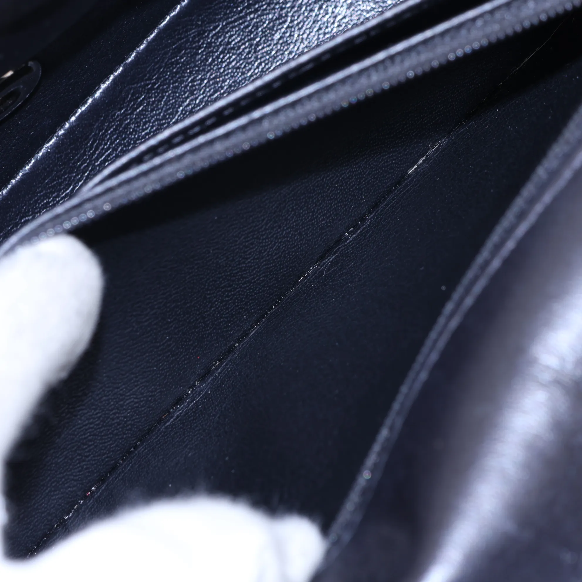 [Individually packaged] Chanel Mini Matelassé 20 Lambskin Single Flap Single Chain Bag, Black with Silver Hardware, 29255062, Serial Number 29, A69900 — view 8