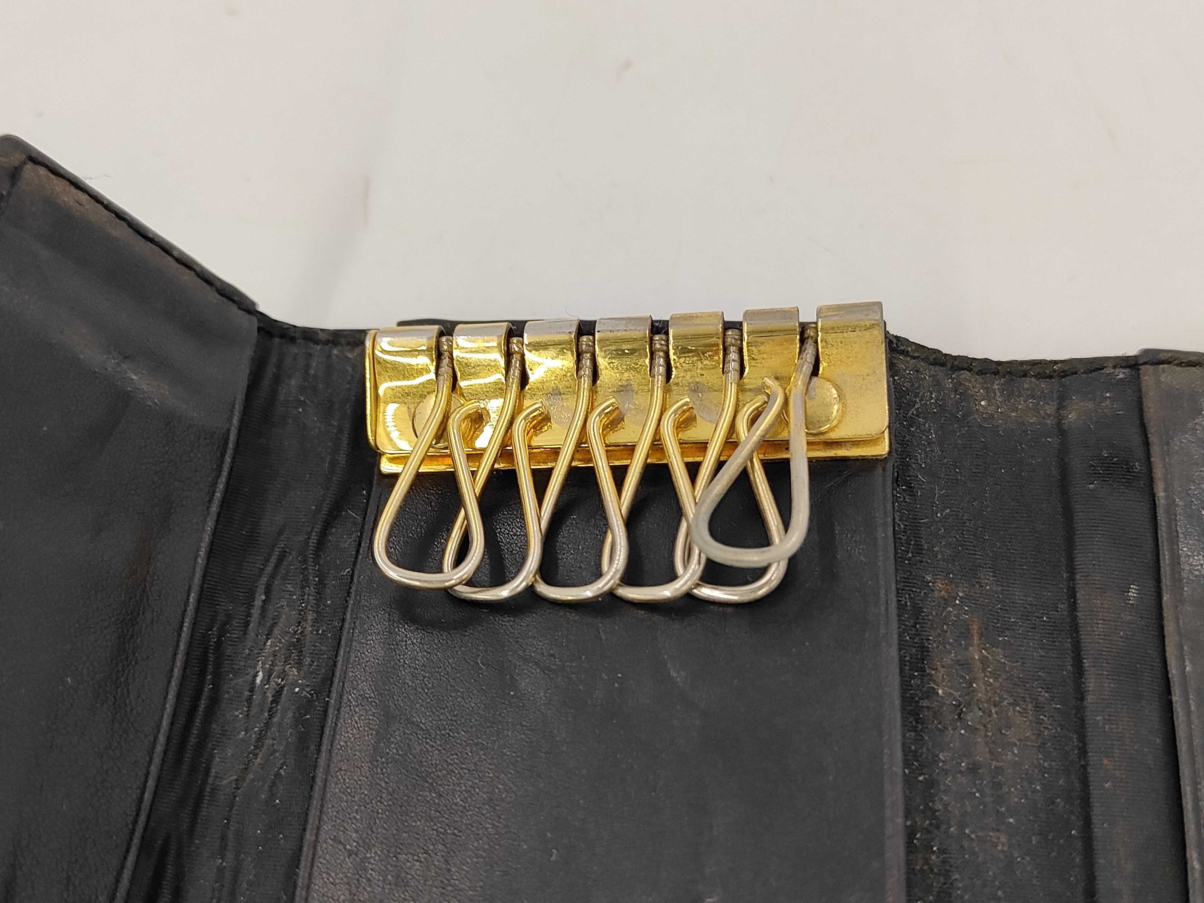 Caviar Skin Key Case, 6-Hook Key Case — view 6