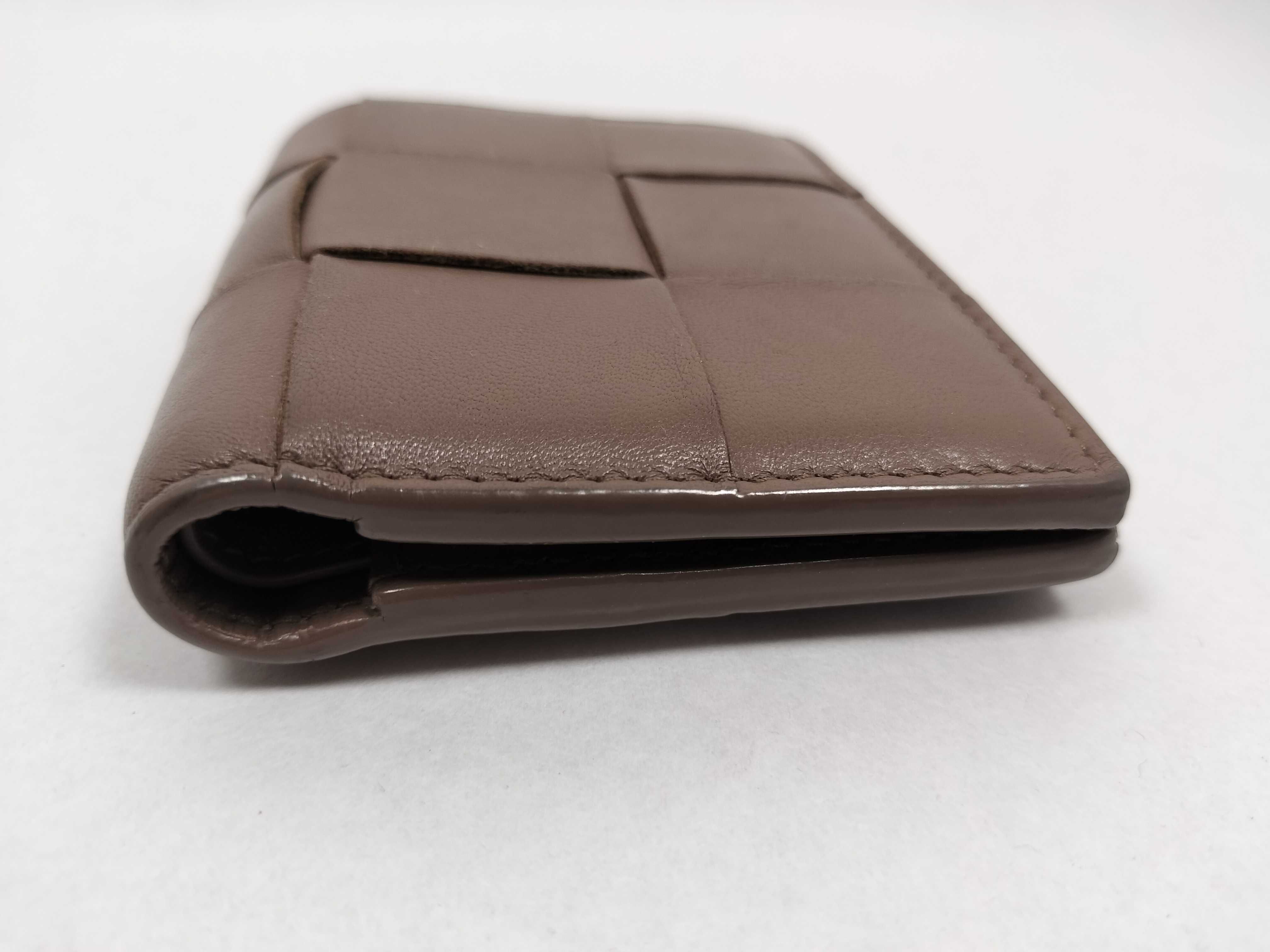 Bi-fold/Maxi Intrecciato/Brown Wallet — view 5