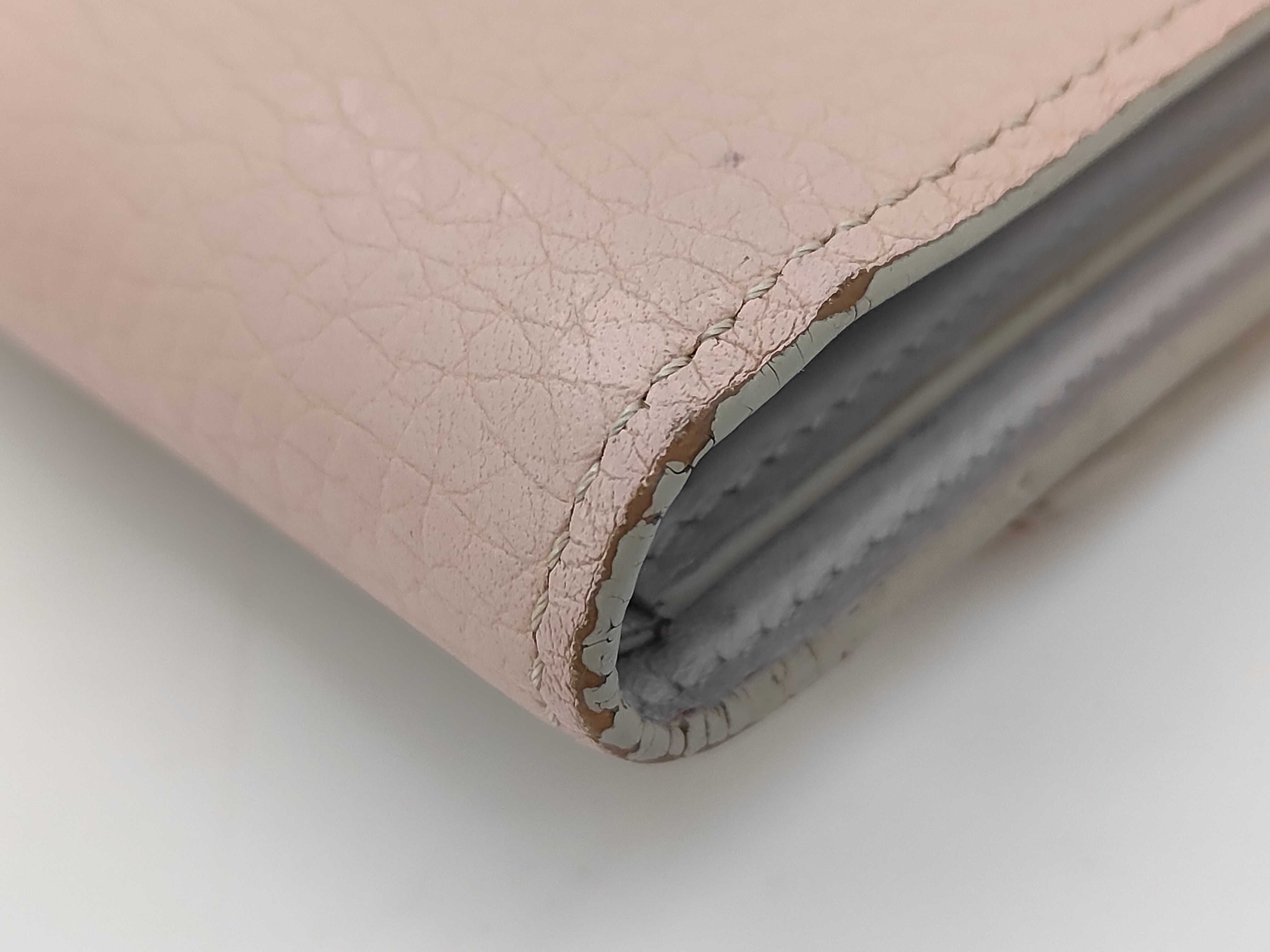 M63221 Portefeuille au Capucines Compact Calfskin Rose Ballerine Wallet with Box and Dust Bag — view 7