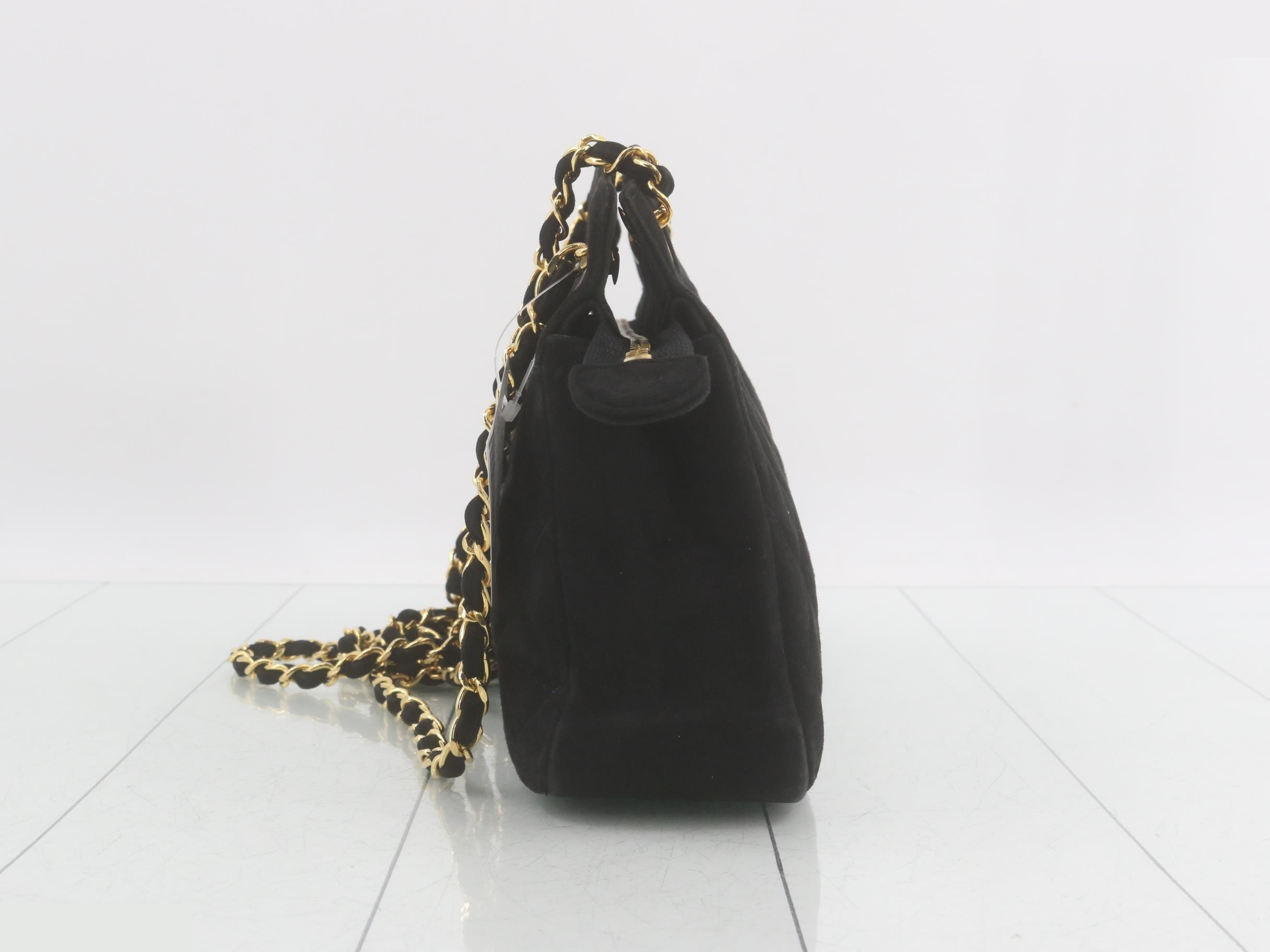 Matelassé chain shoulder bag, suede, gold hardware, black. — view 3