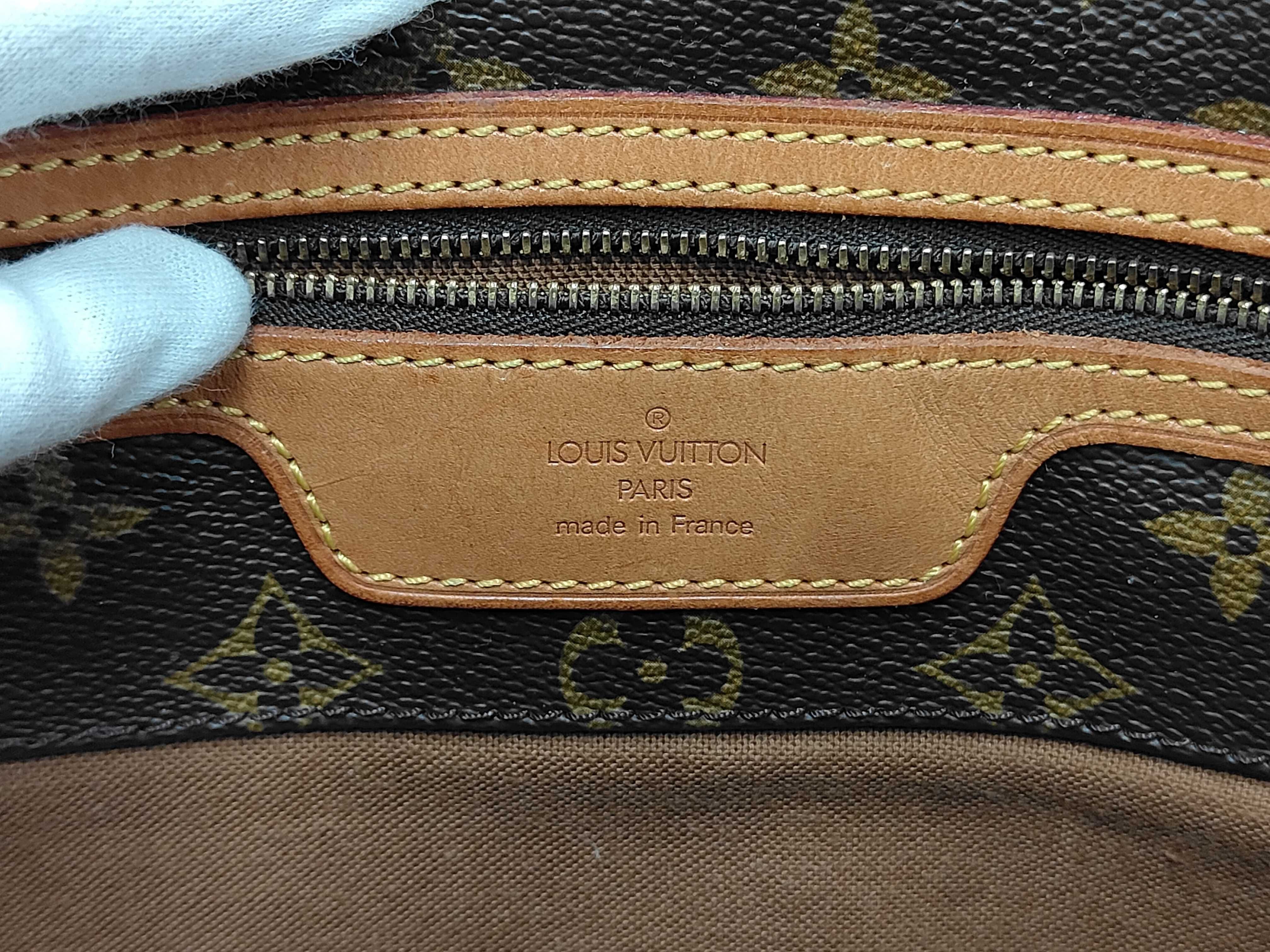 M51108 Monogram Sac Shopping Tote Bag — view 10