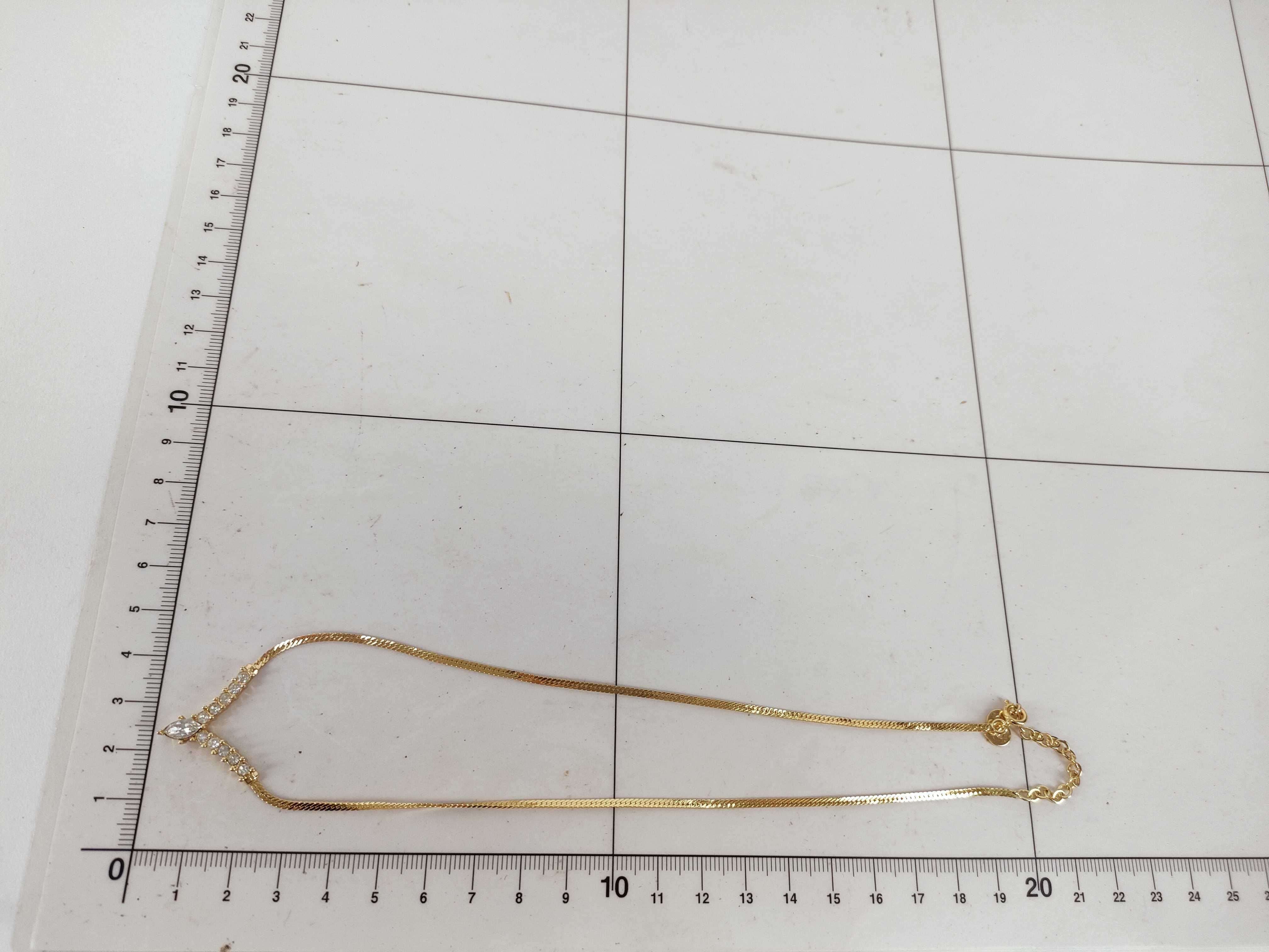 V-shaped stone necklace — view 10