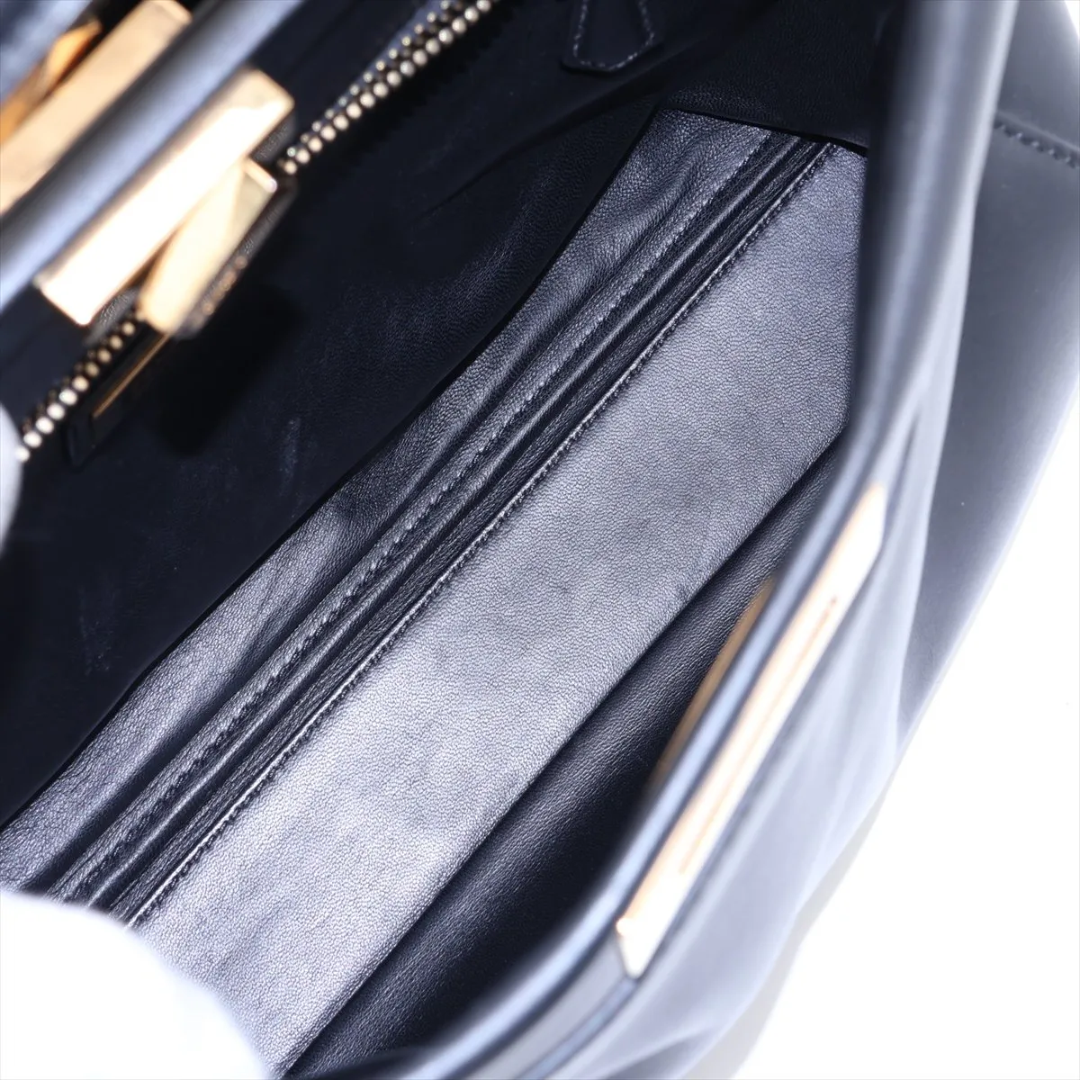 Peekaboo Regular Leather 2-Way Handbag, Black 8BN226 — view 9