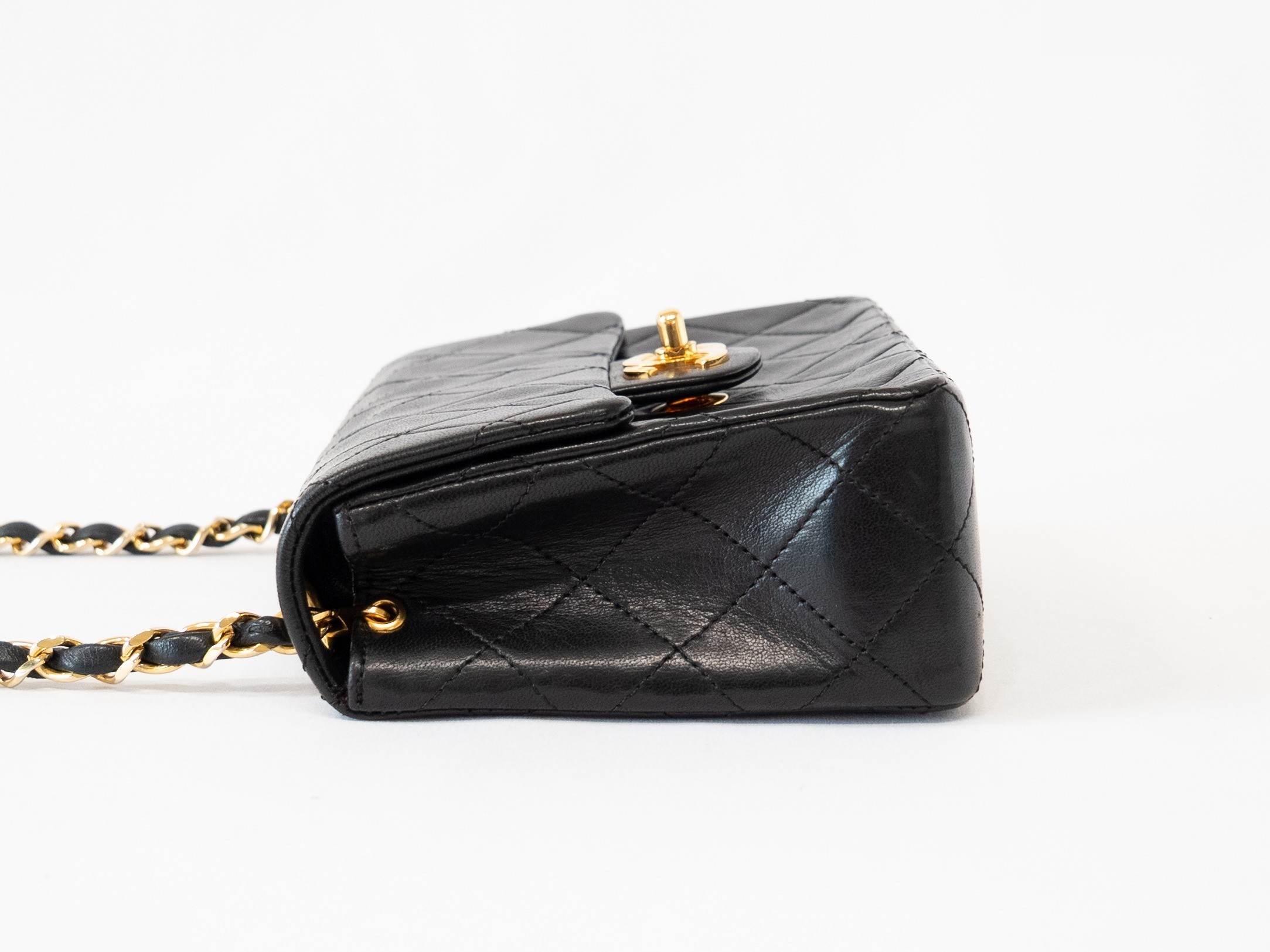 Mini Matelassé Lambskin Seal Card — view 4