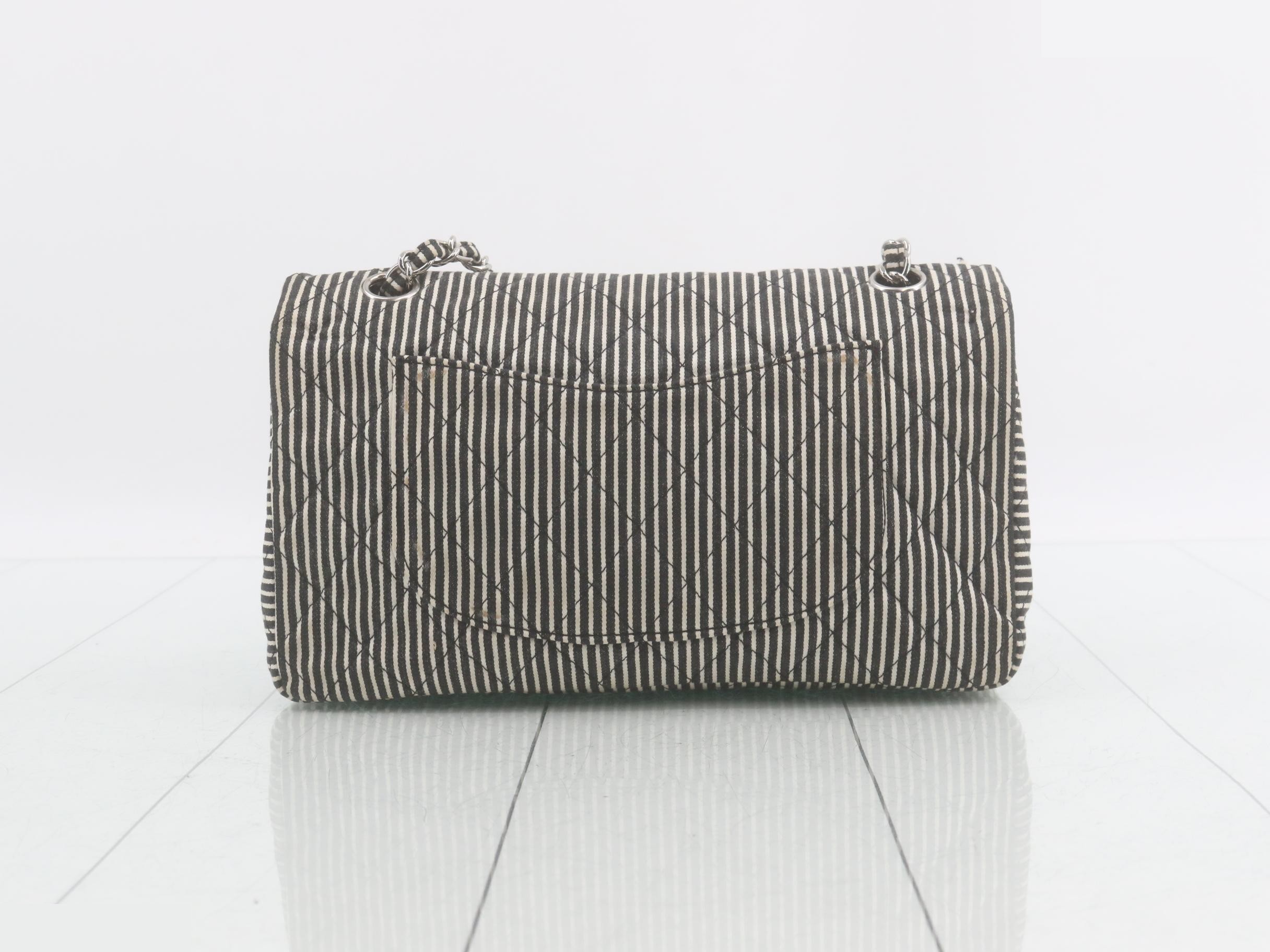 Sequined Matelassé (Bag) - Shoulder Bag — view 2