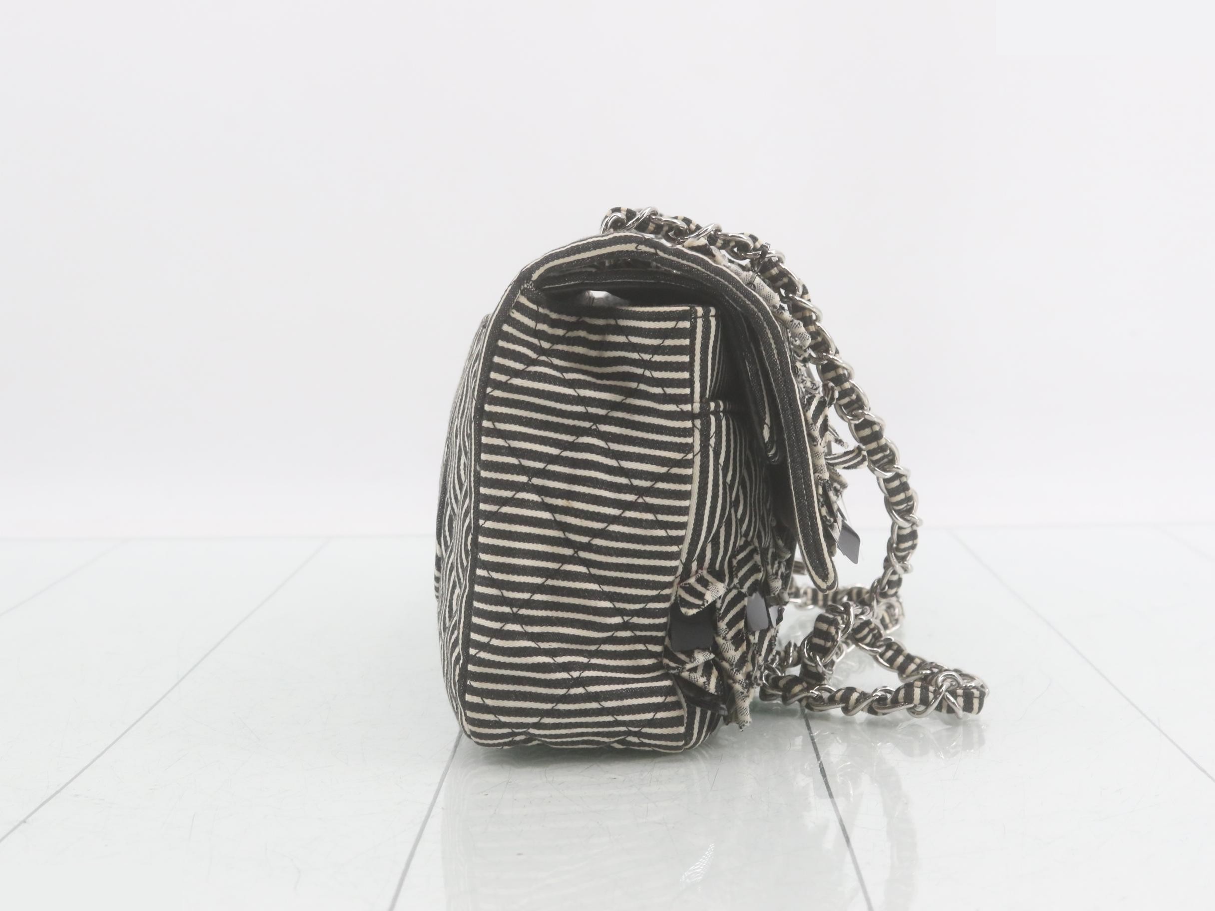 Sequined Matelassé (Bag) - Shoulder Bag — view 4