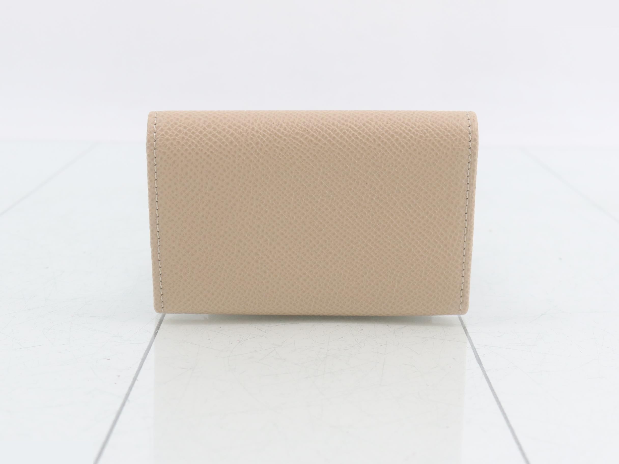 6-key case — view 2