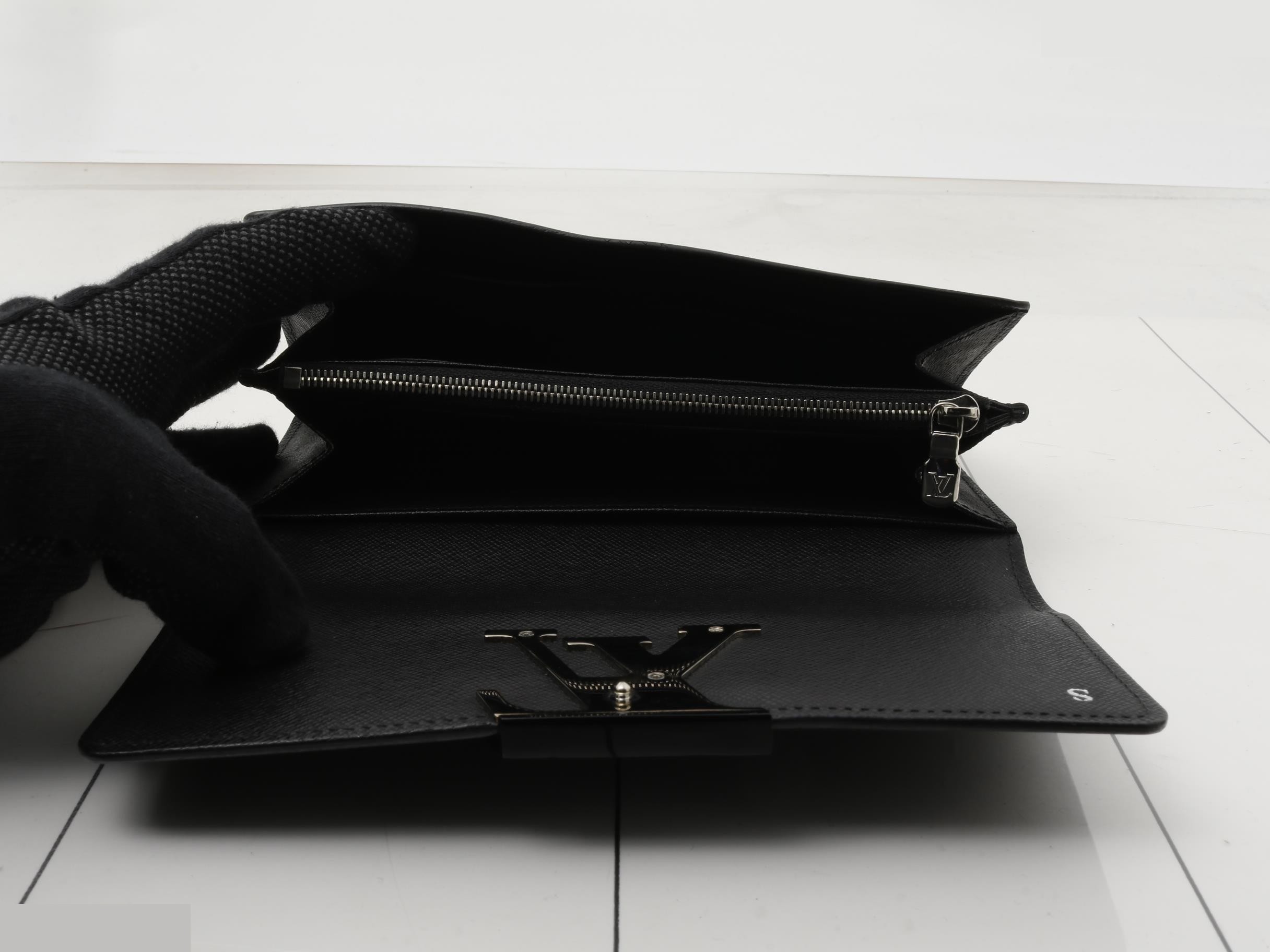 Portefeuille Louise Epi Leather Noir — view 4