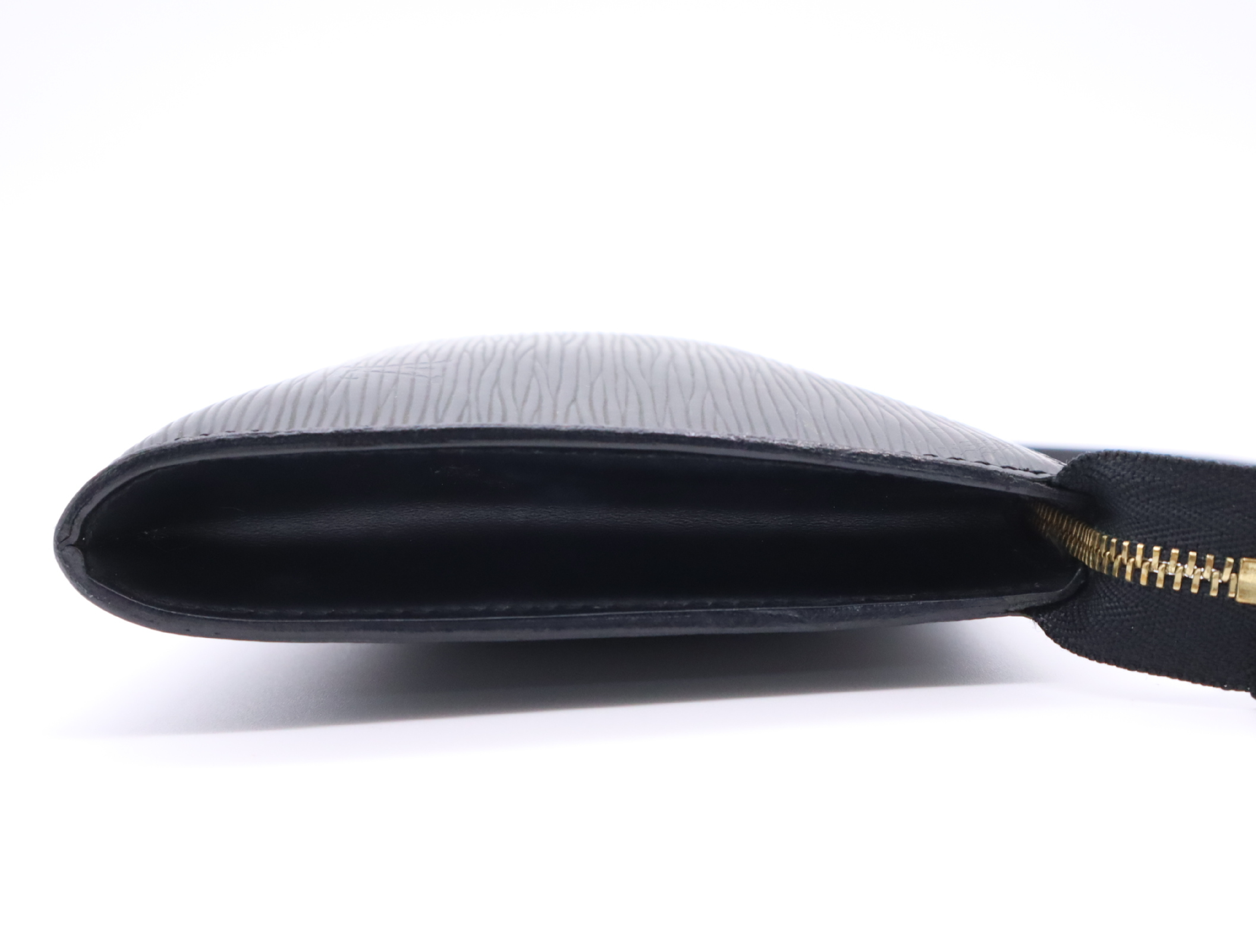 M52942 Epi Pochette Accessoires Noir Pouch — view 5