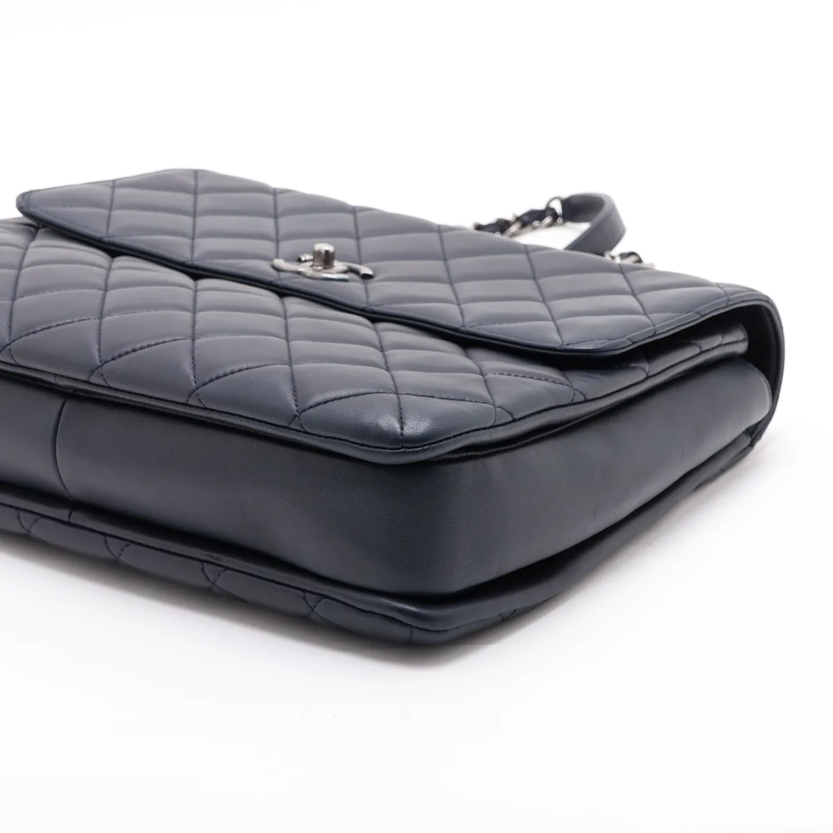 Matelassé Lambskin 2-Way Handbag, Navy, Gunmetal Hardware, Item Number 21391865 (Serial Number 21) — view 3