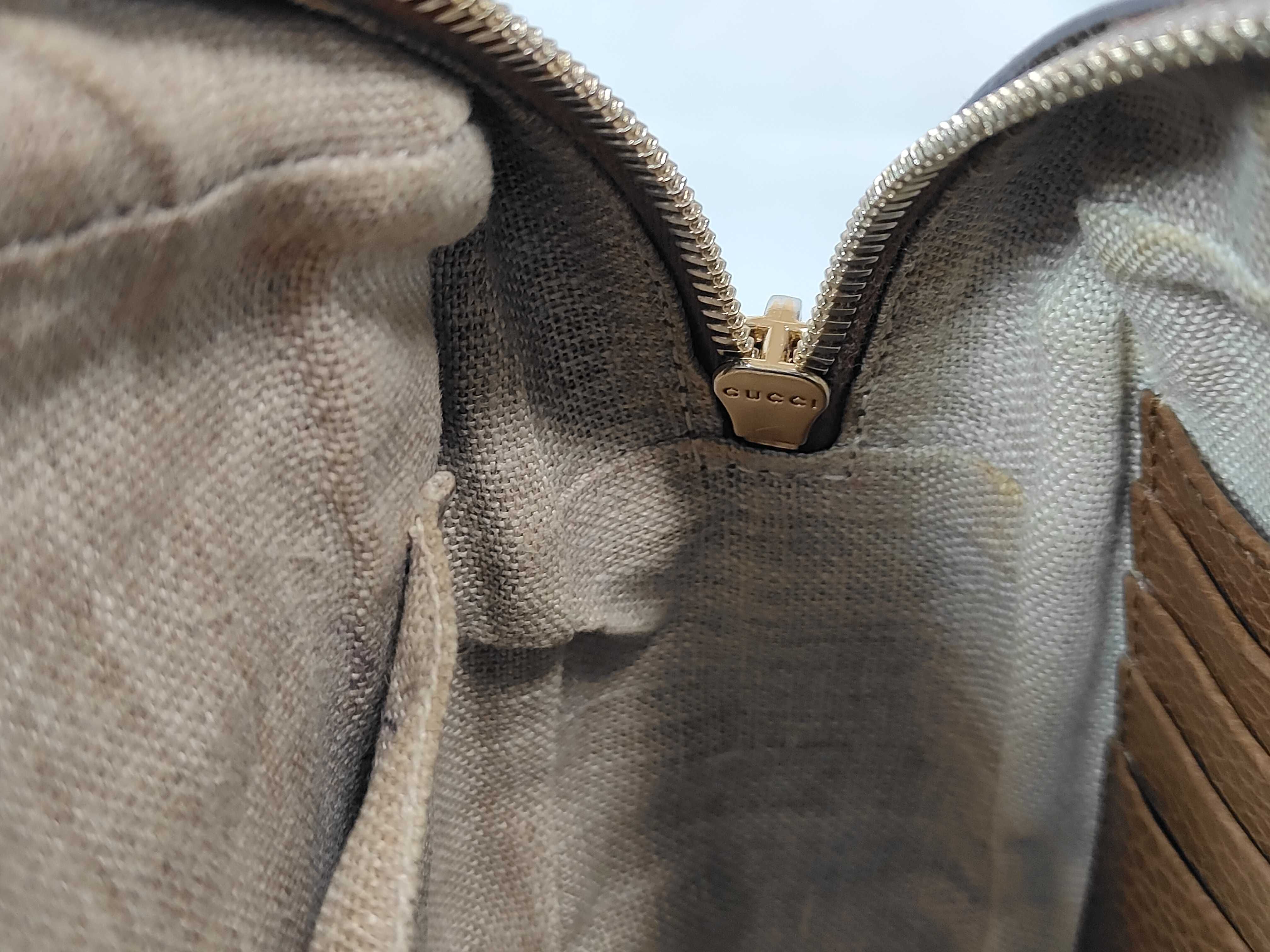 GG Canvas Crossbody Bag Shoulder Bag — view 9