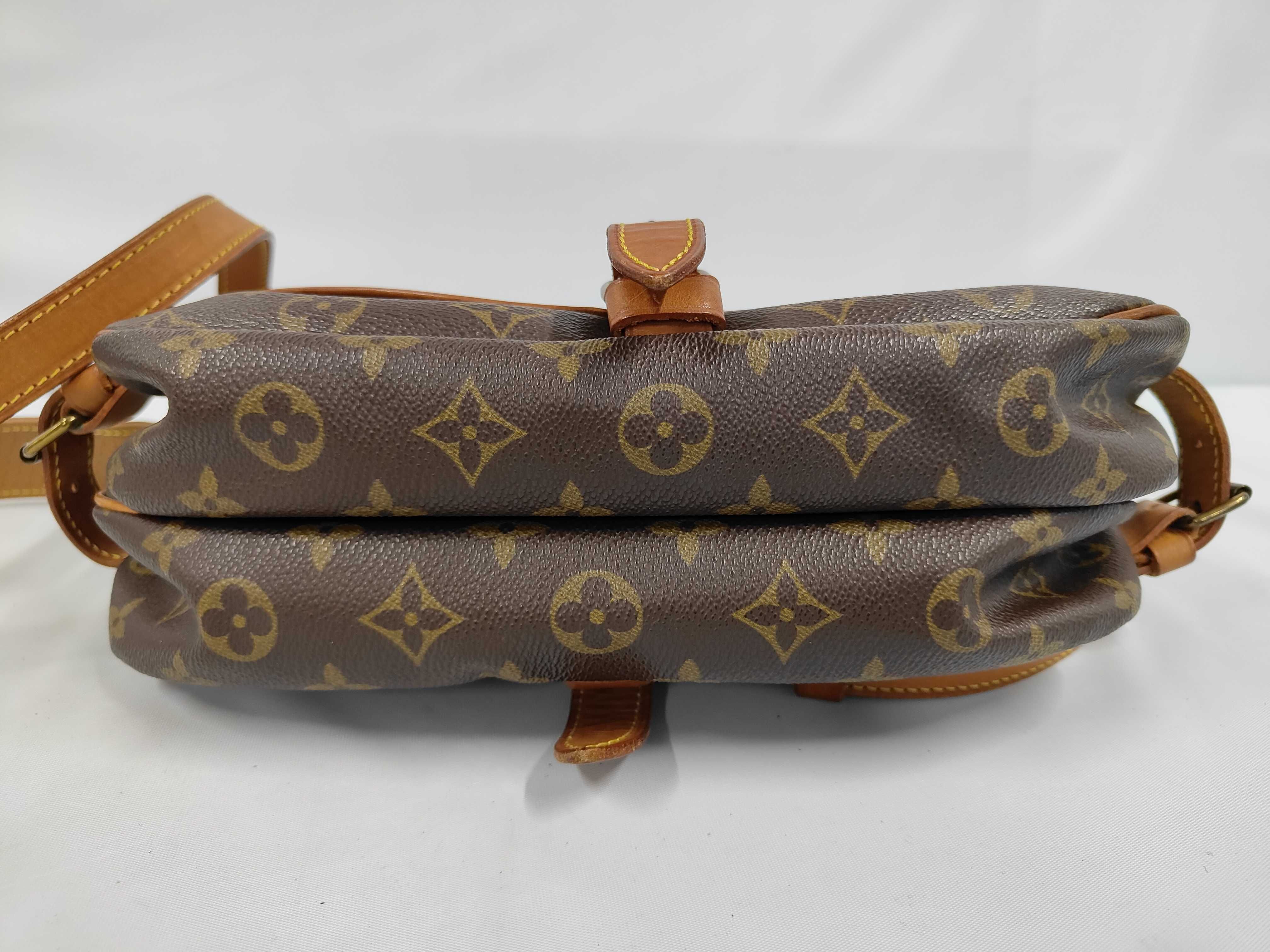 Monogram Saumur 30 M42256 AR0960 Brown Shoulder Bag — view 3