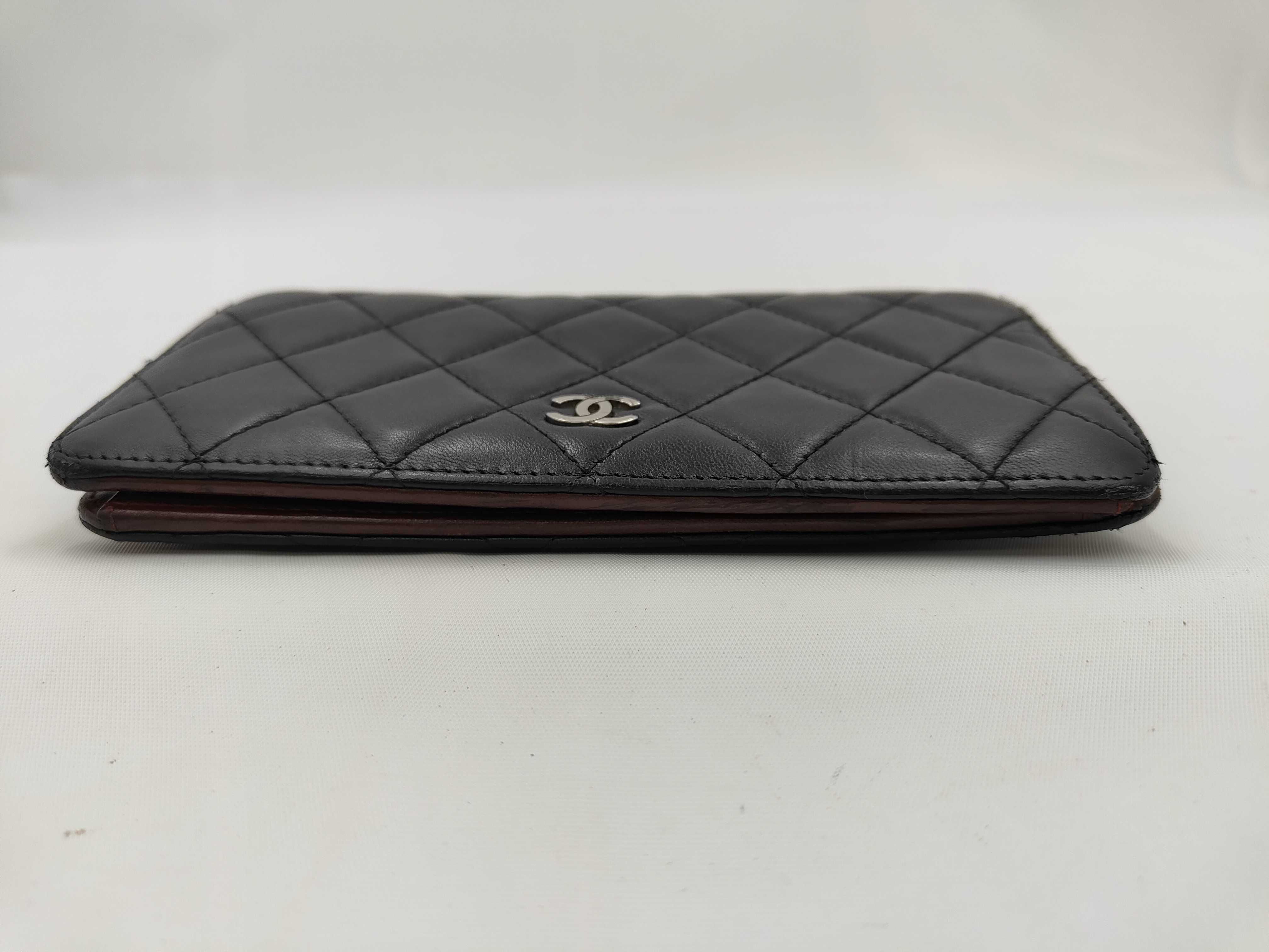 Matelassé Coco Mark Bi-fold Long Wallet — view 3