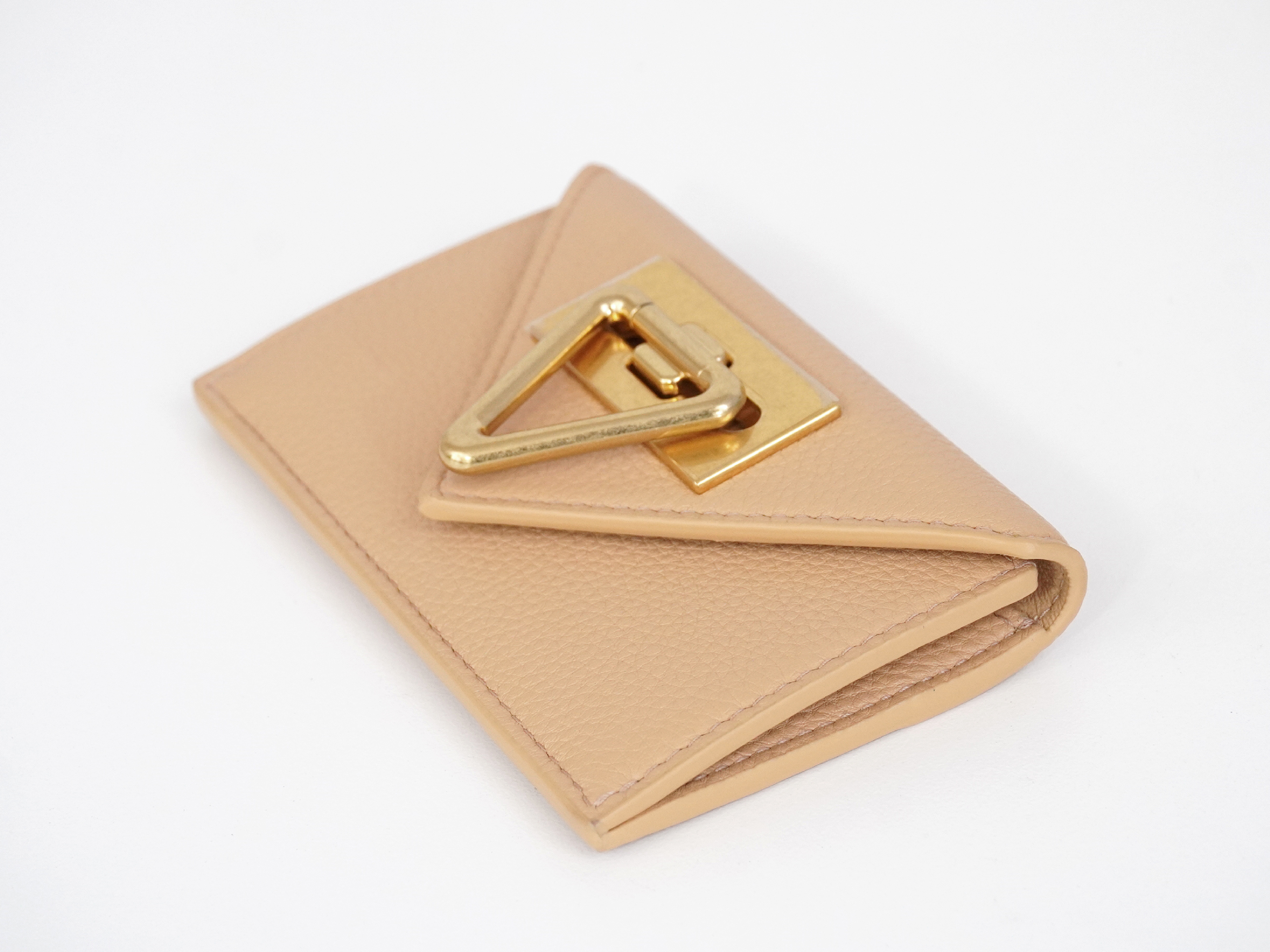 Triangle Metal Closure Coin Case Wallet — view 8