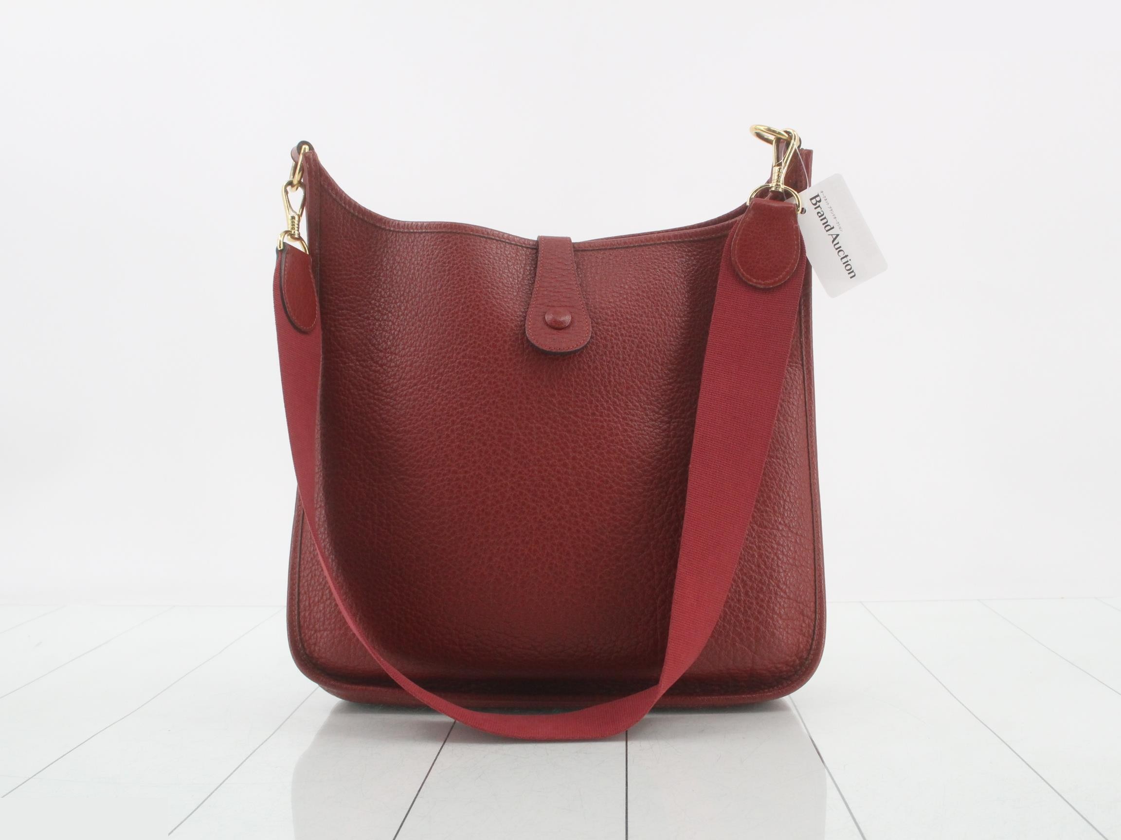 Evelyn GM — view 2
