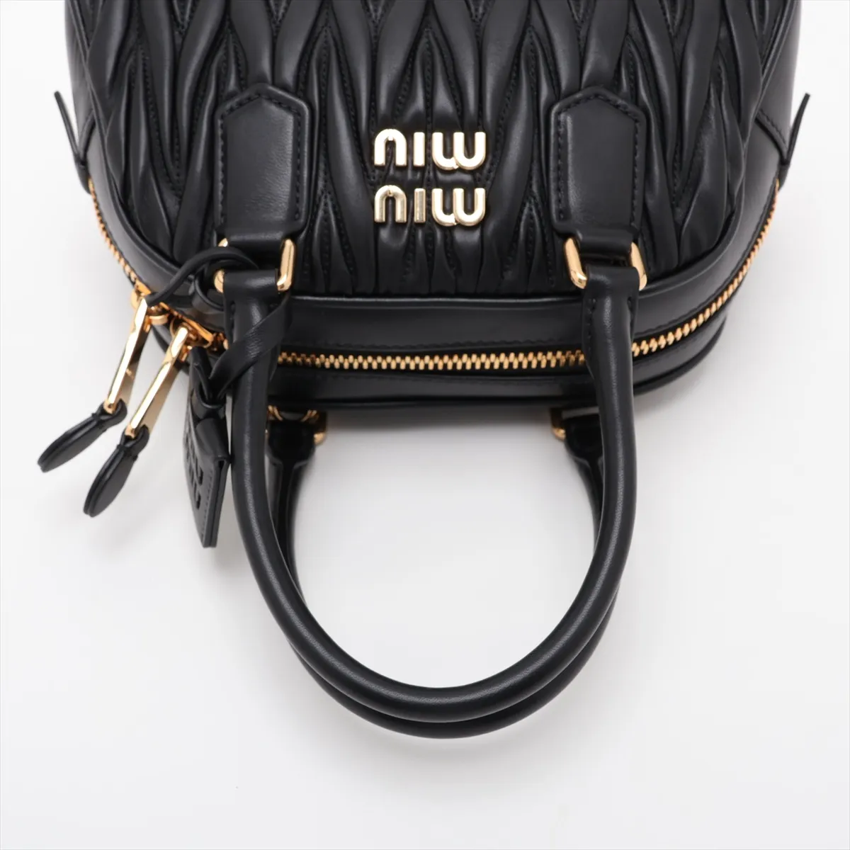 Matelassé Leather 2-Way Handbag, Black — view 5
