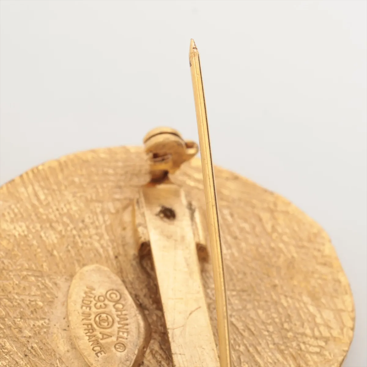 Heart & Arrow Brooch 93A GP Gold - — view 3