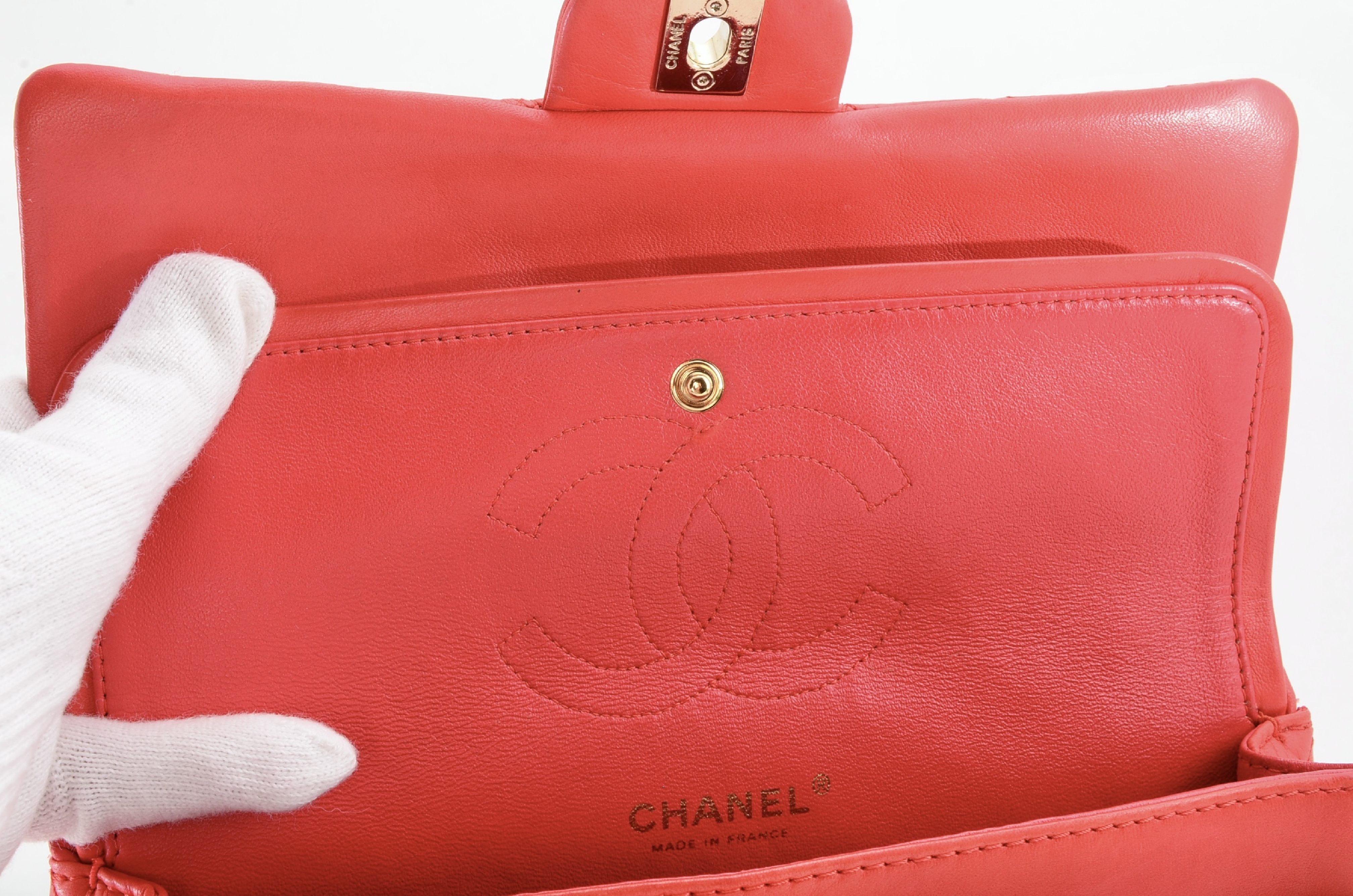 Matelassé Double Flap Chain Shoulder Bag (Red) — view 8