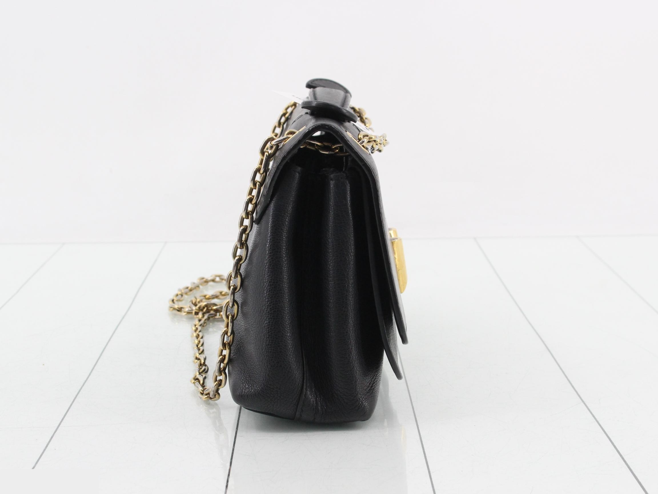 Very Chain Bag 2-Way Handbag — view 4