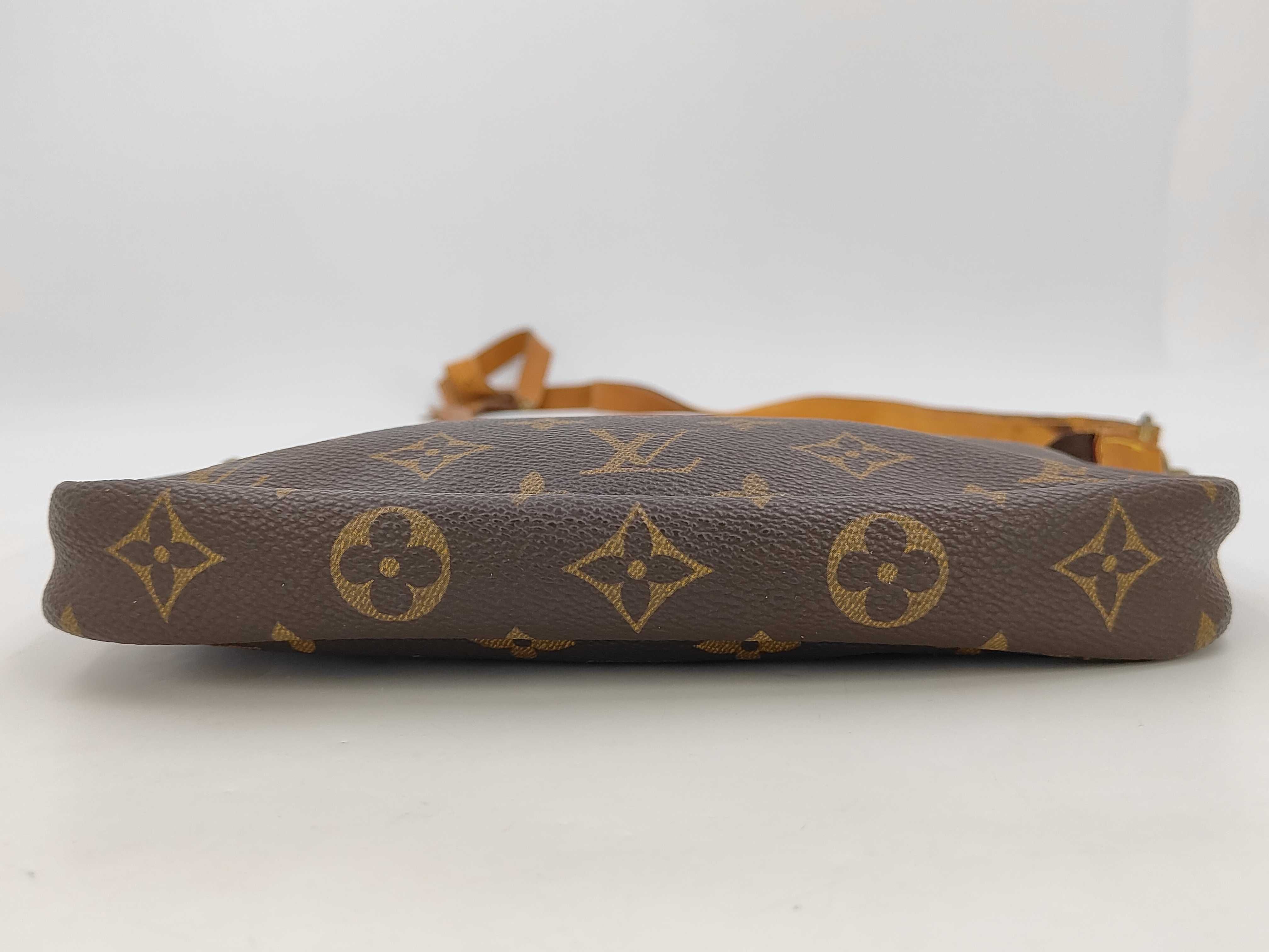 Monogram Louis Vuitton Monogram Pochette Accessoires Pouch — view 3