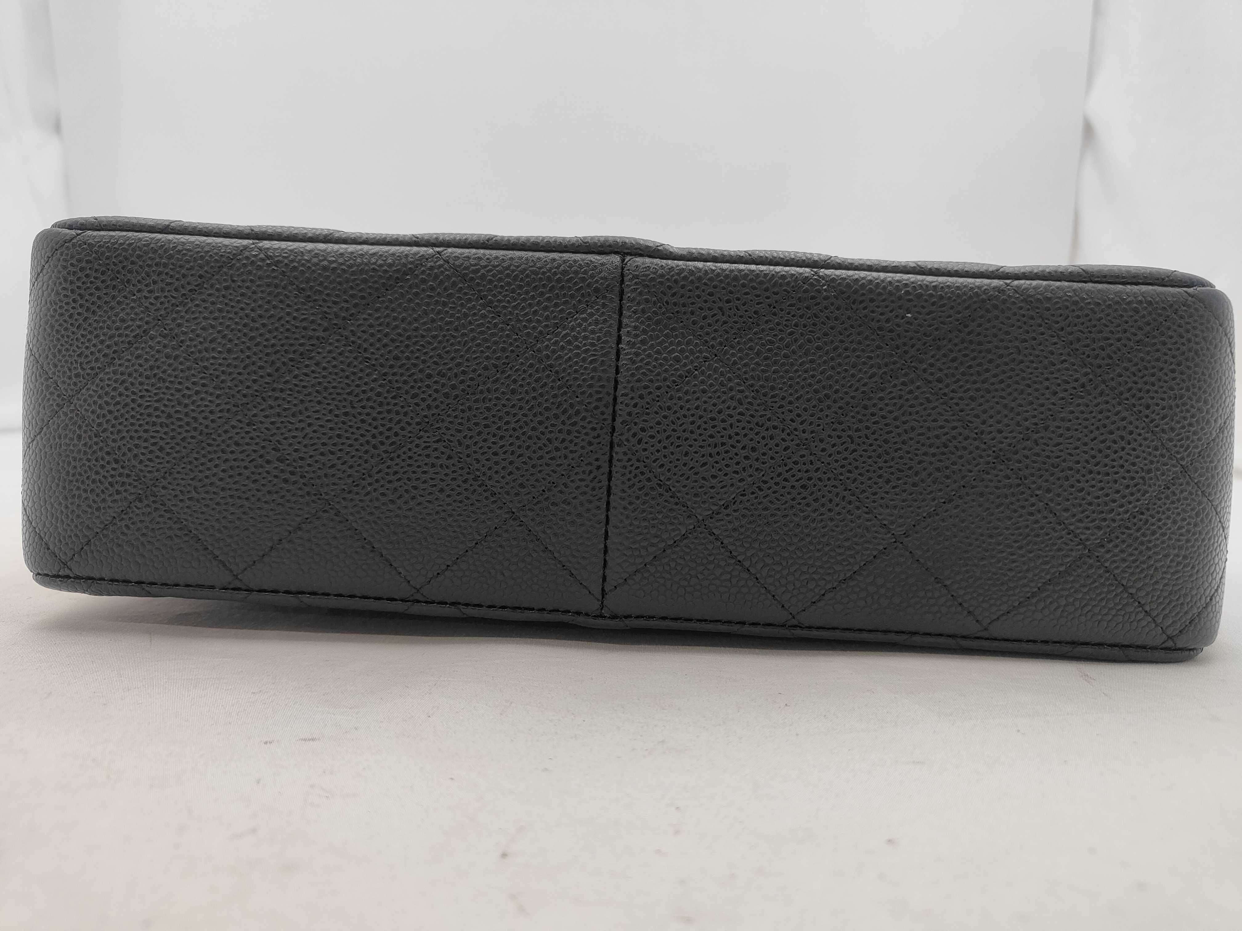 Jumbo Large Chain Bag Shoulder Bag — view 7