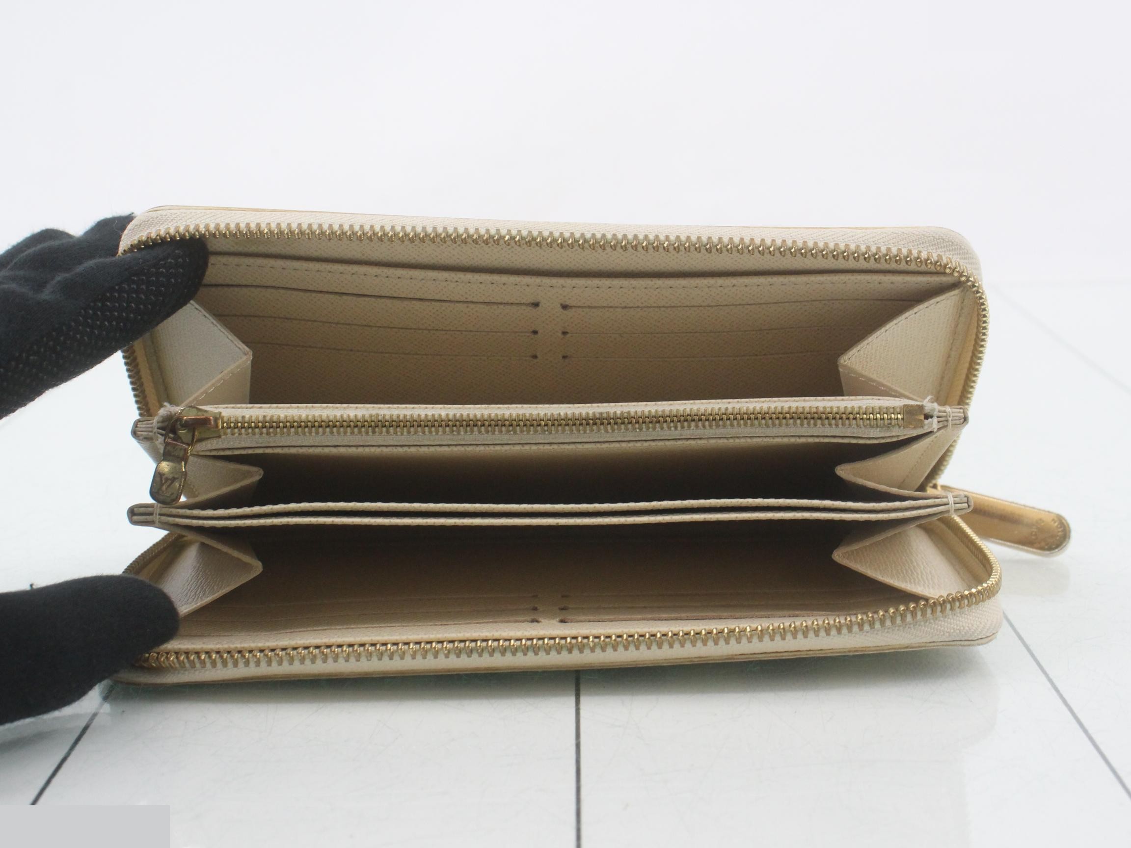 Damier Azur Zippy Wallet — view 4