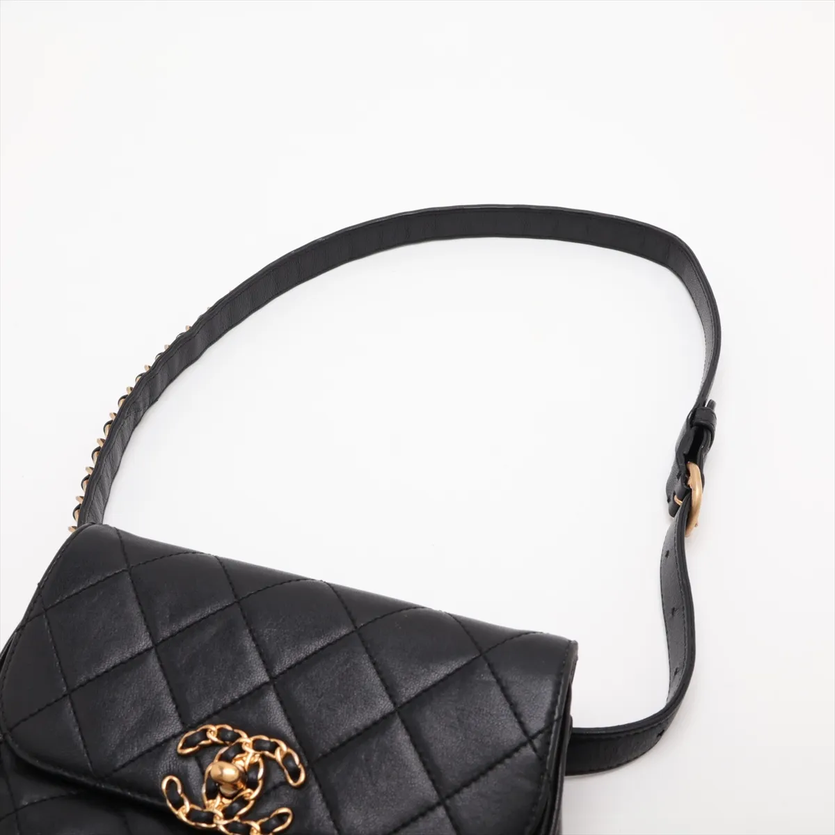 19 Lambskin Waist Pouch Black Gold Hardware 28469685 Serial Number 28 — view 5