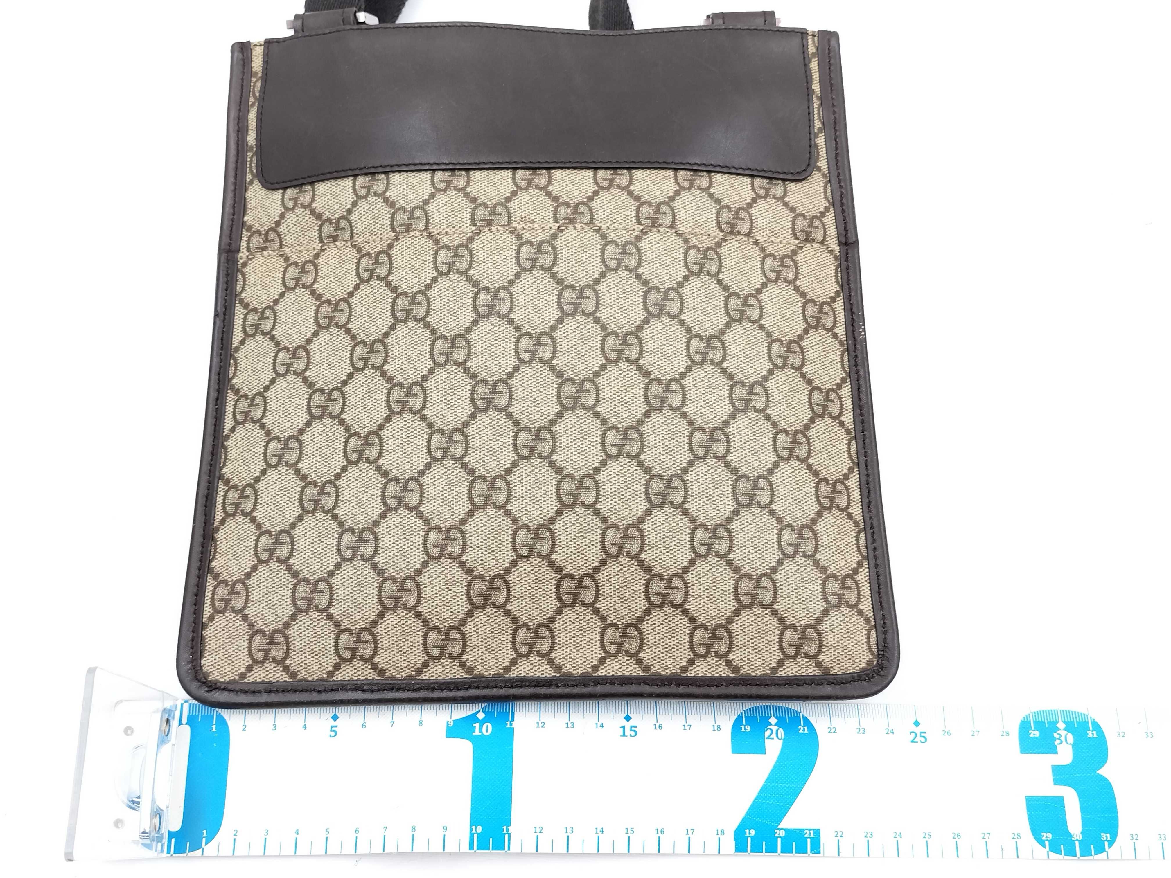 GG Supreme Shoulder Bag 27639 — view 2
