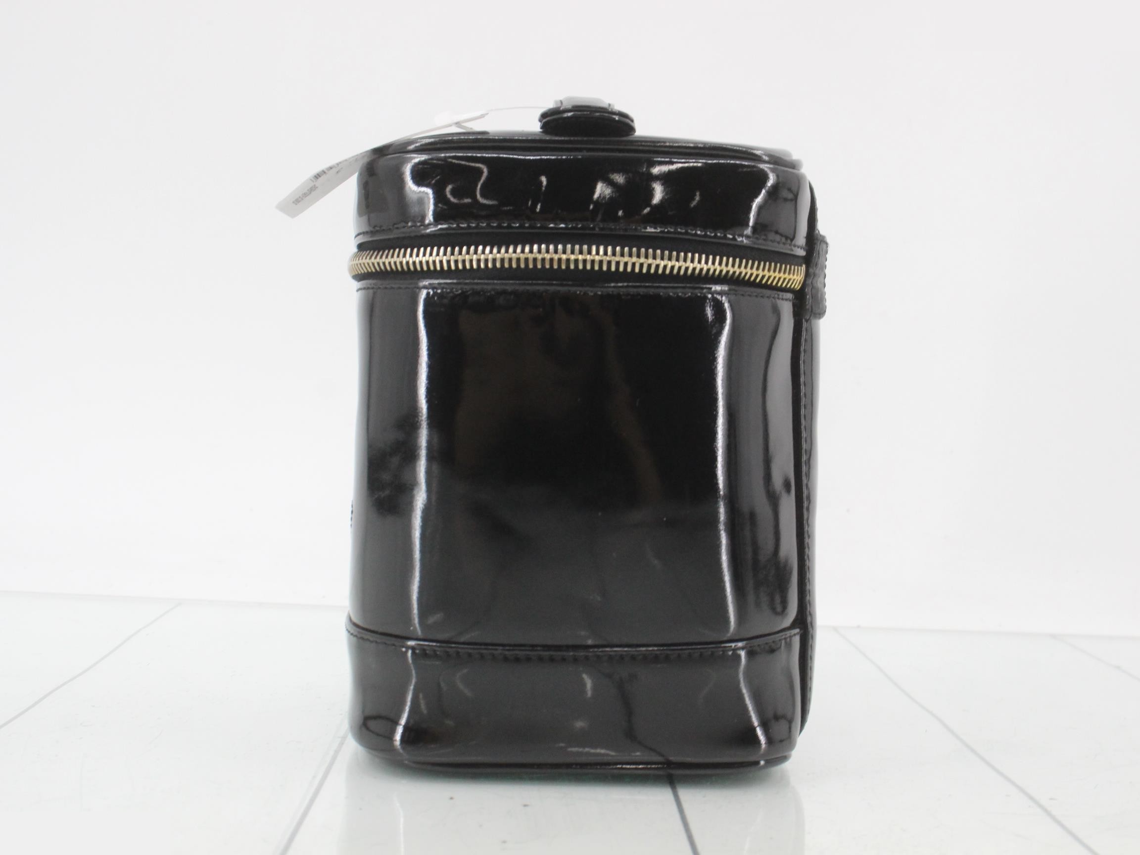 handbag — view 3