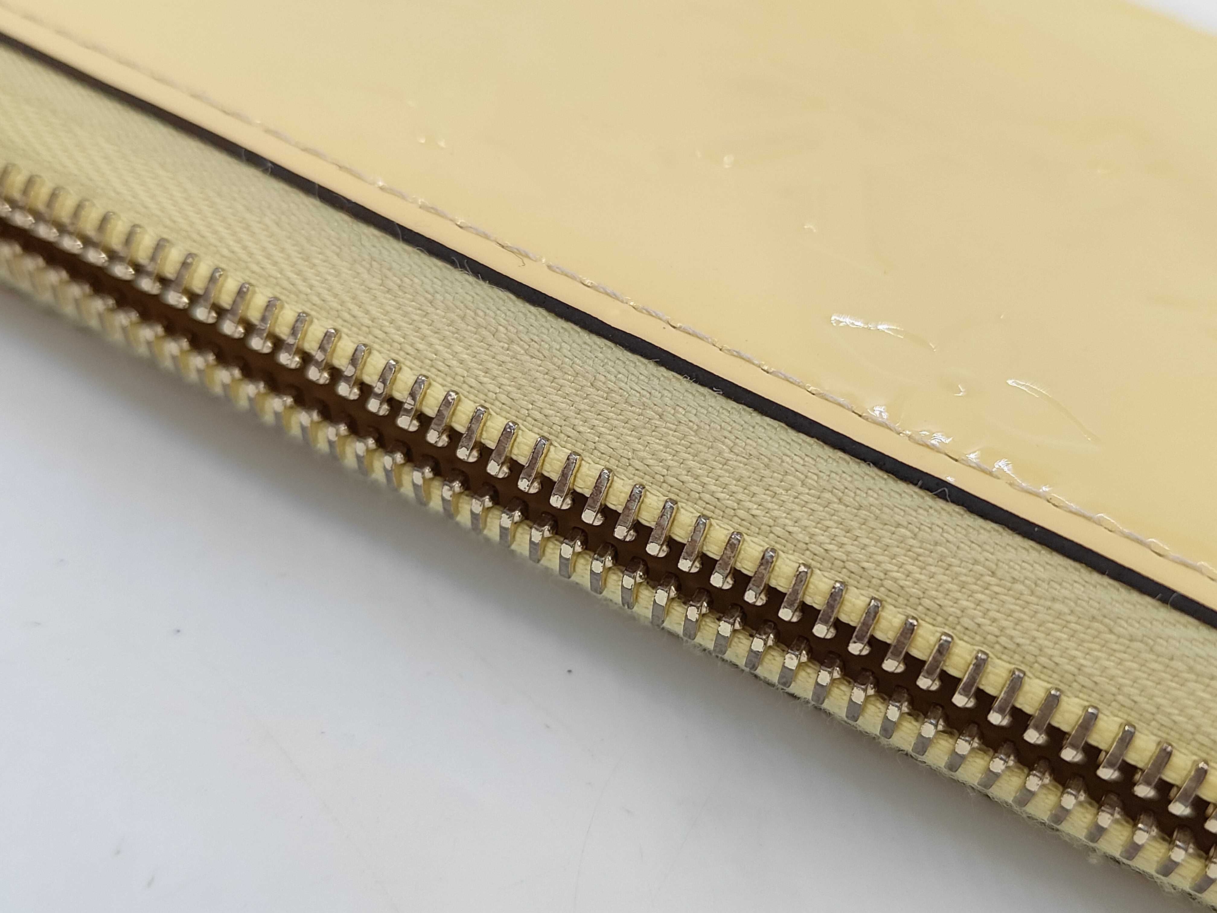 Vernis Louis Vuitton Vernis Zippy Wallet Citrine MI0154 Wallet — view 8