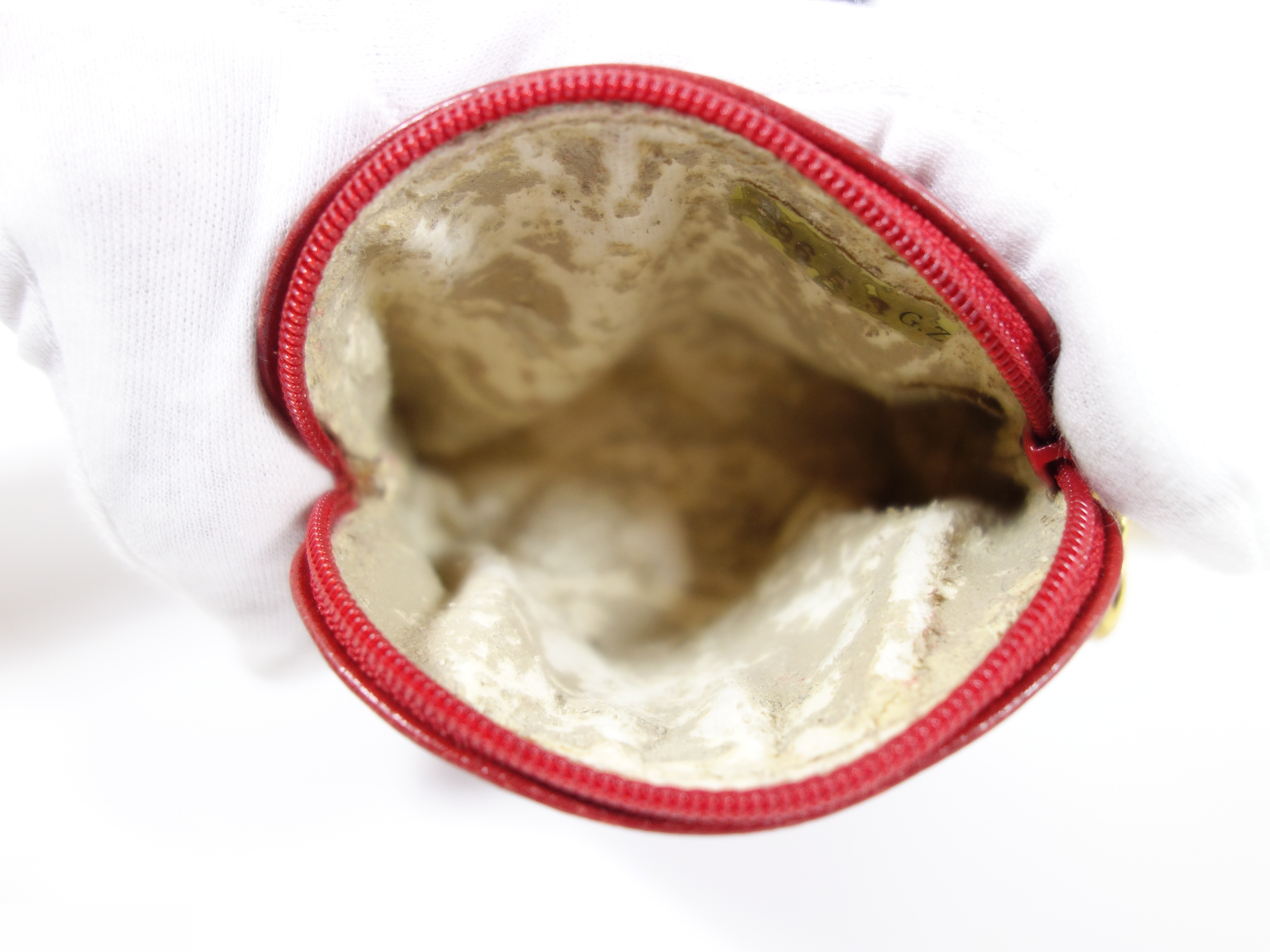 Caviar skin (bags) and pouches — view 4