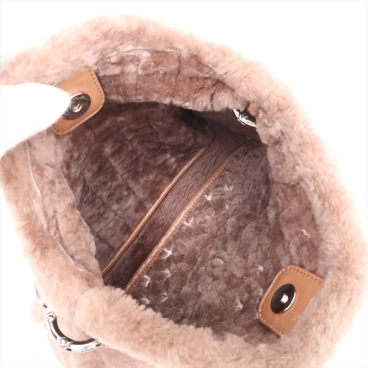 Chocolate Bar Shearling Shoulder Bag, Brown, Silver Hardware, 10430875 (Serial Number in the 10s), Aftermarket Handle. — view 6