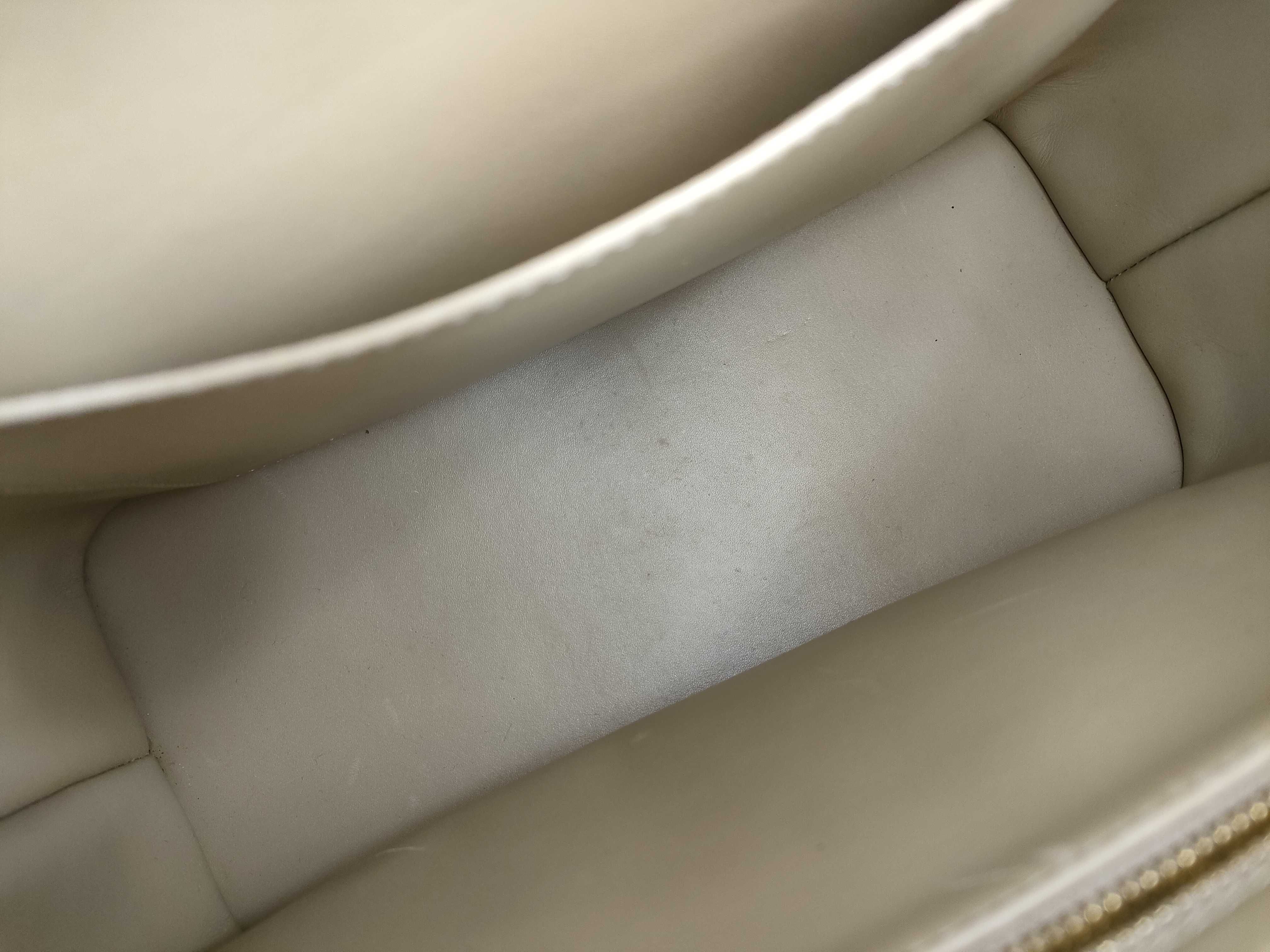 Vernis Louis Vuitton Vernis Monogram Houston Handbag — view 10