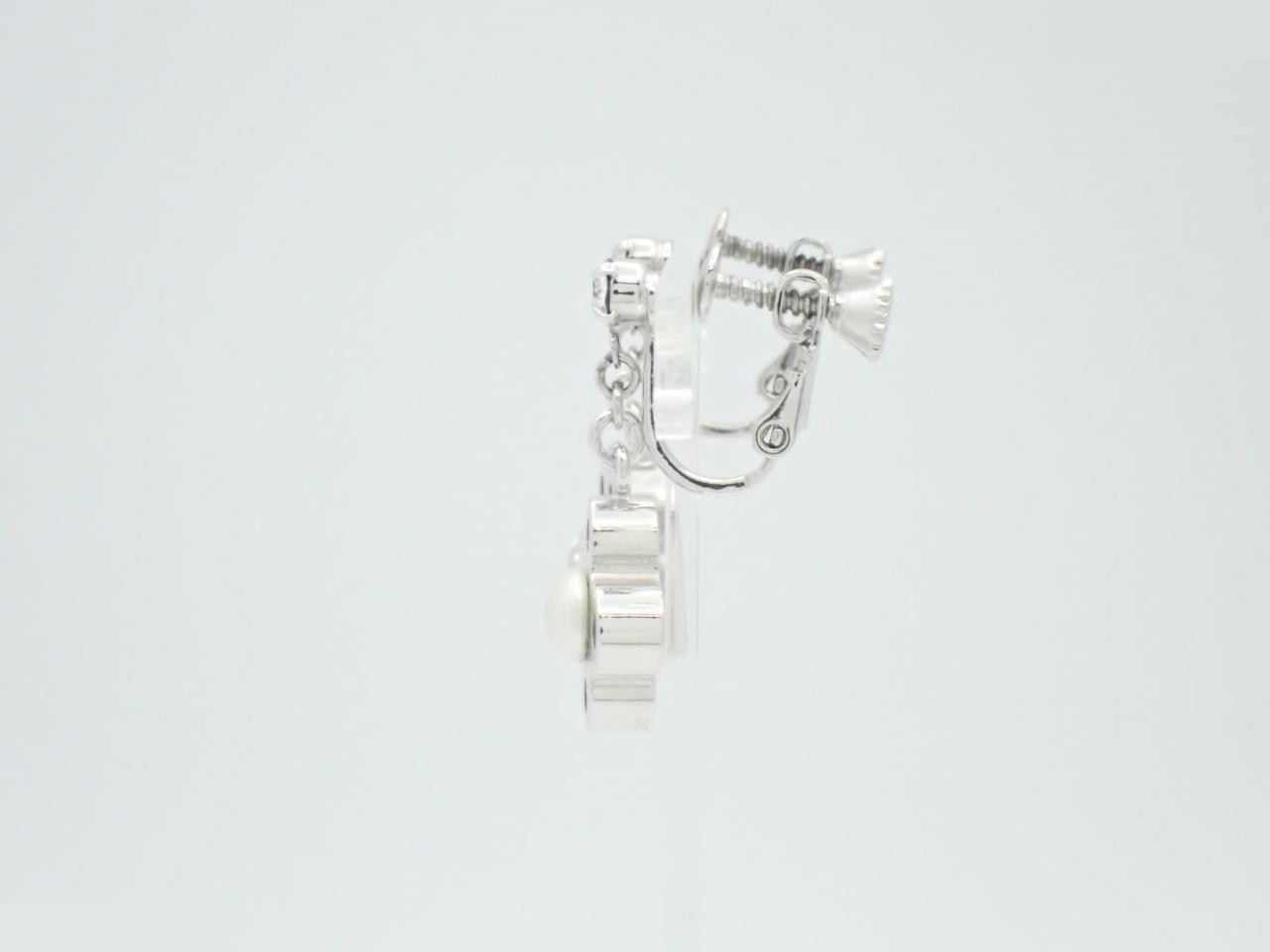earrings — view 3