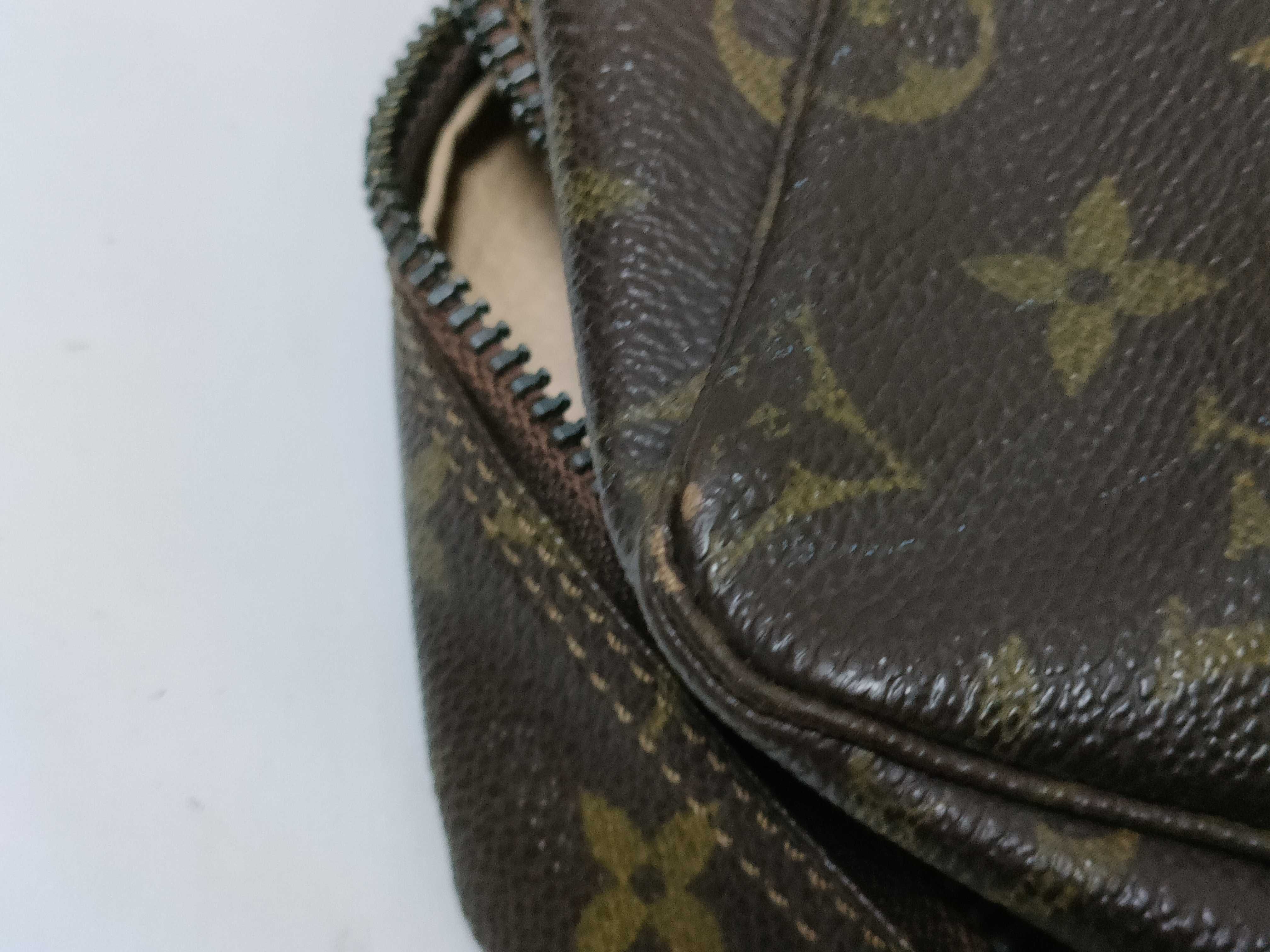 Monogram Troussard Toilette 28 M47522 Pouch — view 13