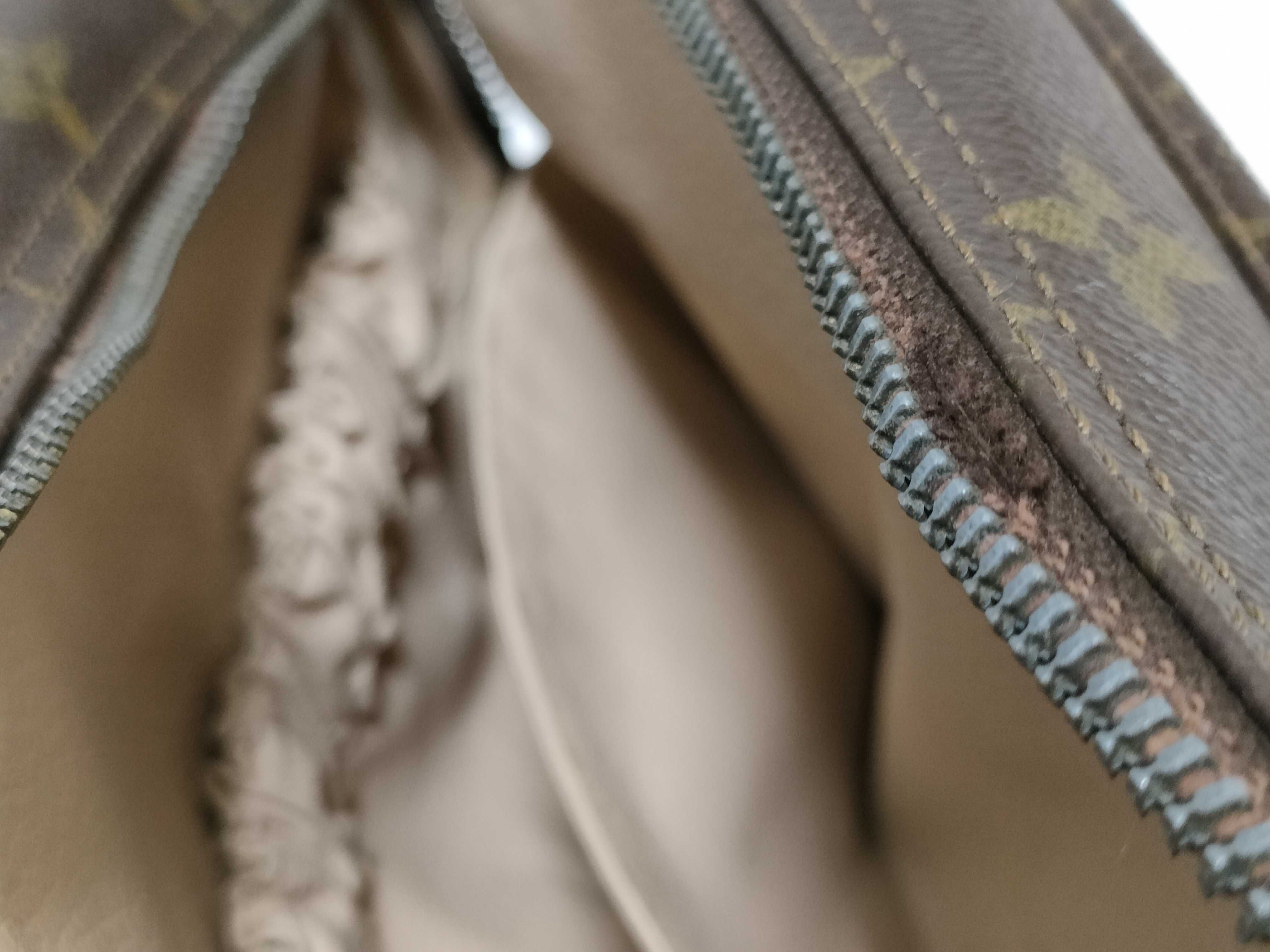 Monogram Troussard Toilette 28 M47522 Pouch — view 14