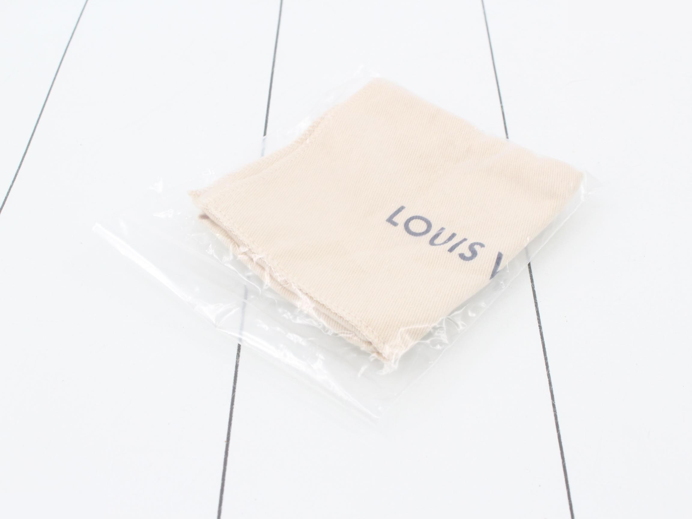 Essential Trunk Charm Case — view 5