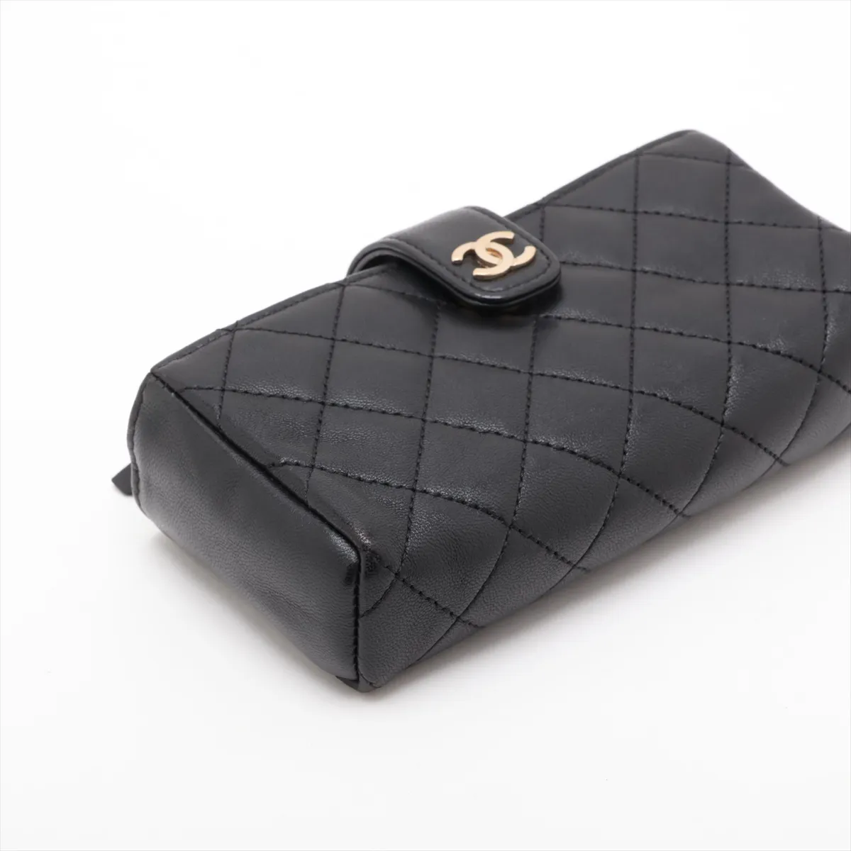 Matelassé Lambskin Chain Shoulder Bag, Black with Gold Hardware, 19067375, Serial Number 19 — view 4