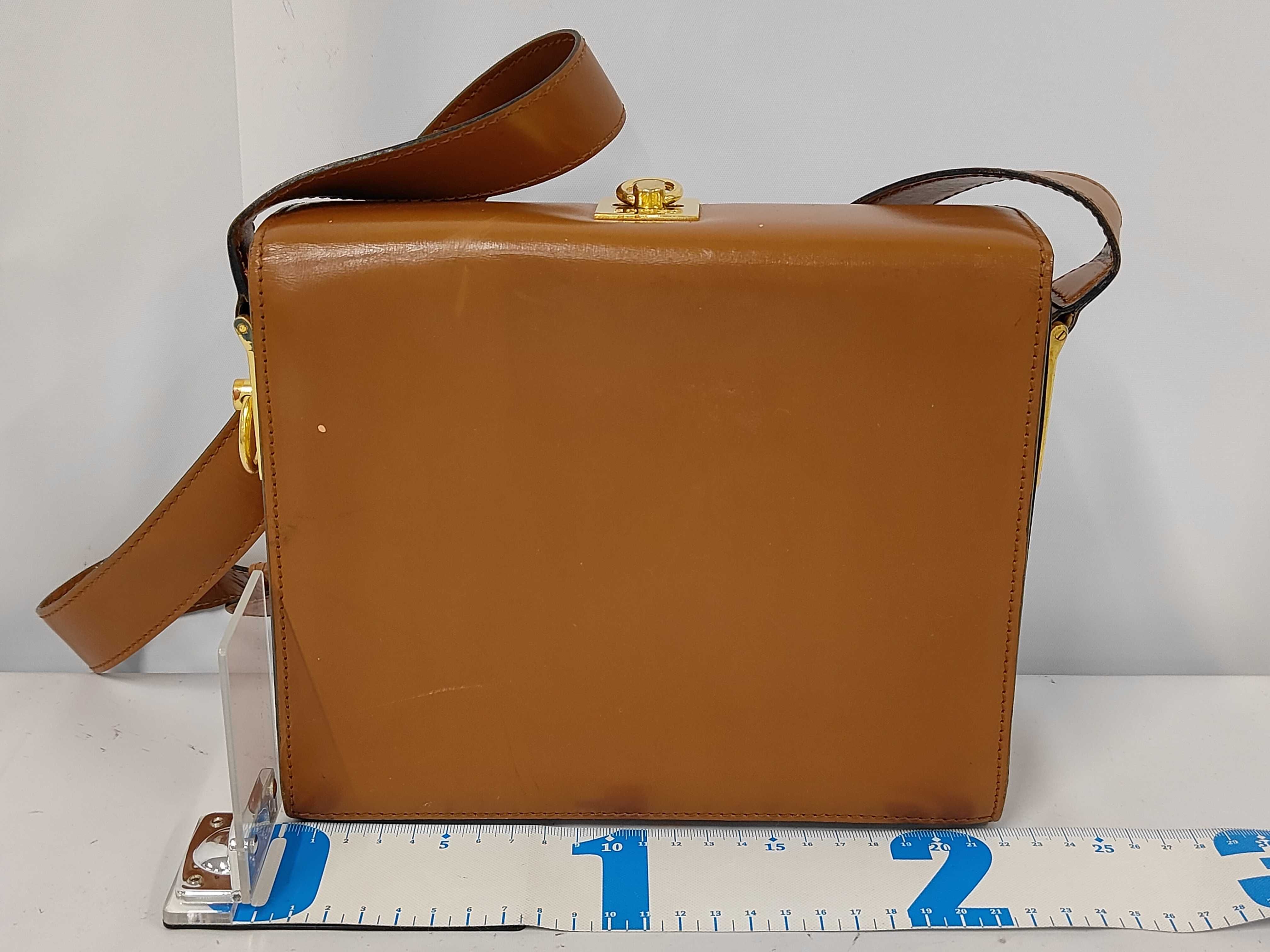 shoulder bag — view 2