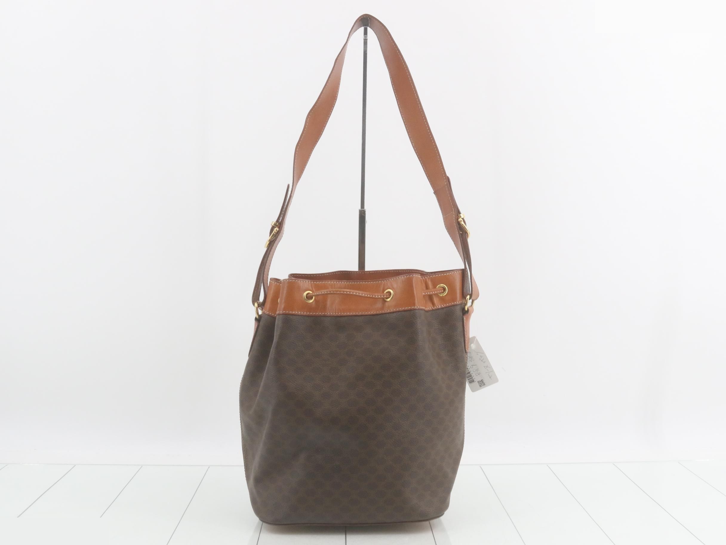Shoulder bag with drawstring — view 2