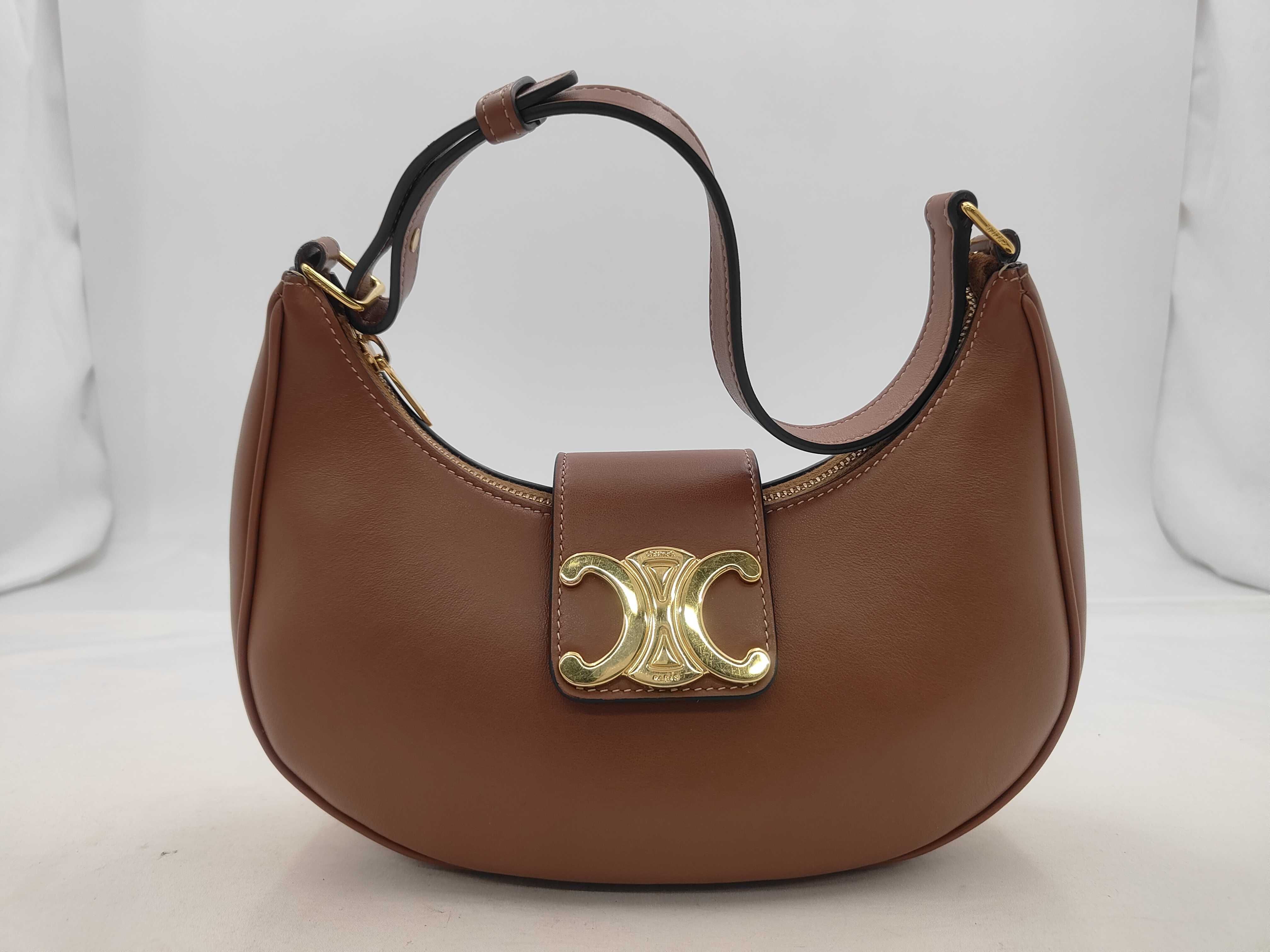 Triomphe Shoulder Bag