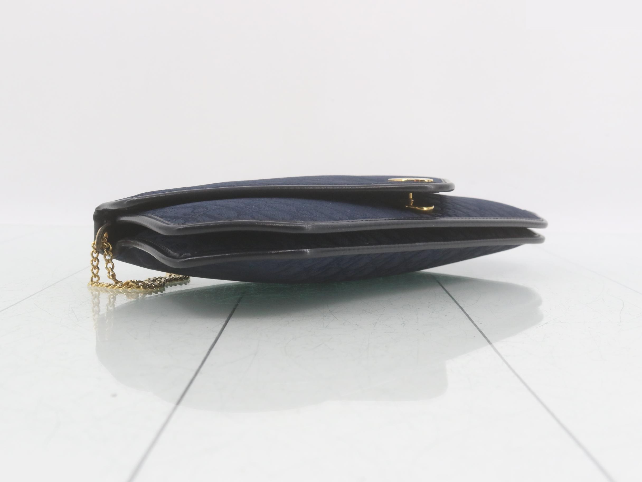 Vintage chain shoulder bag, Trotter brand. — view 5