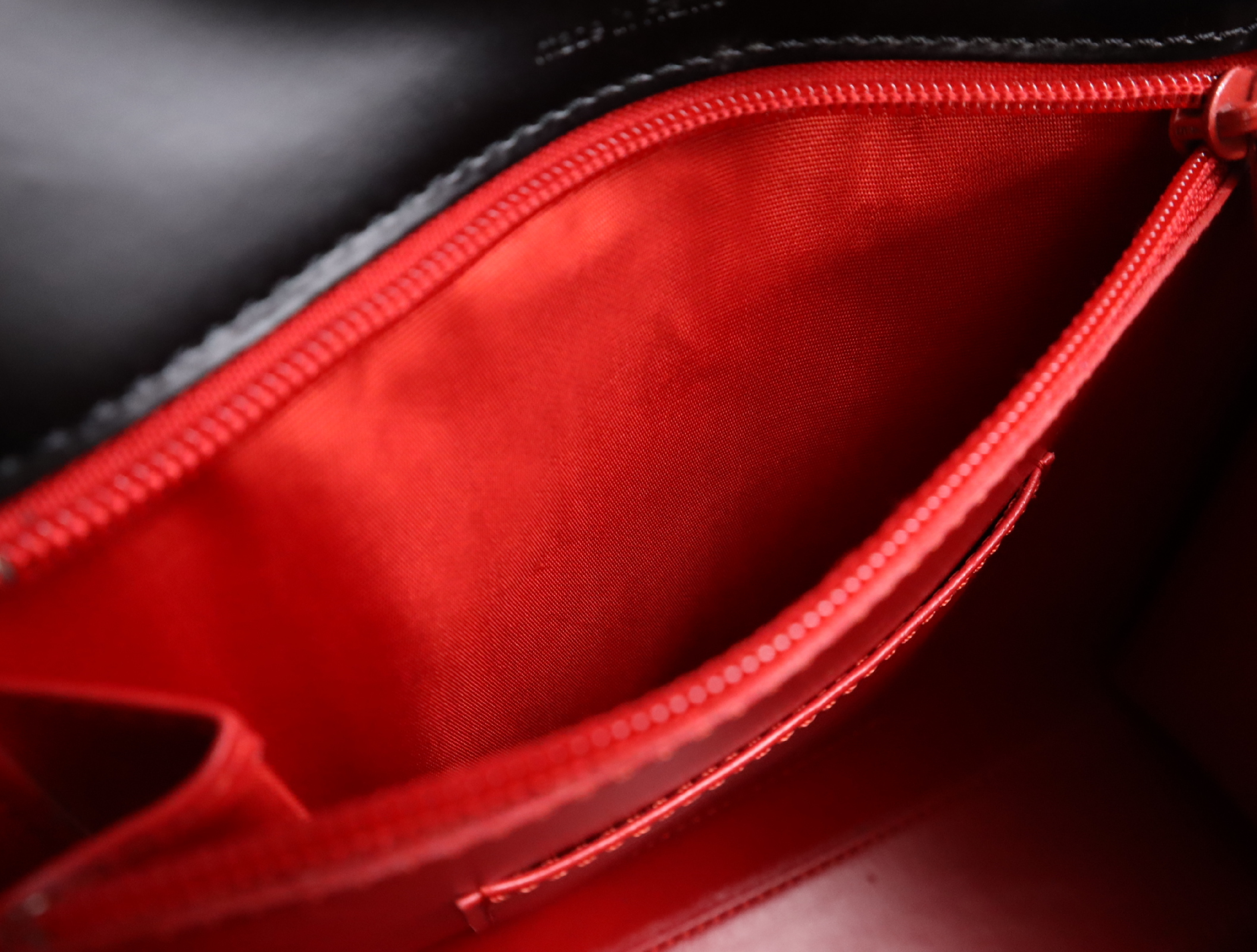 M63902 Epia Tenée Noir Handbag — view 13