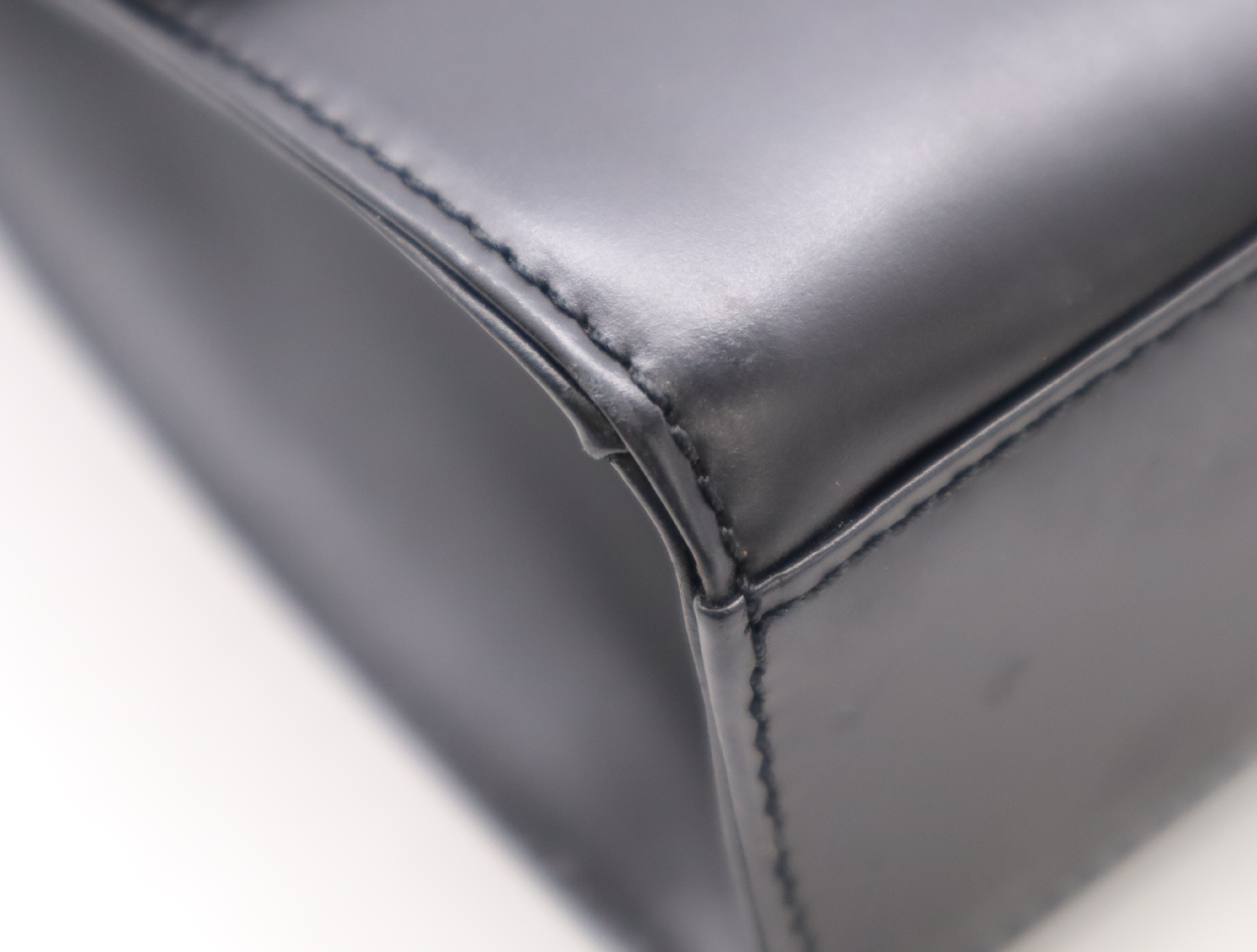 M63902 Epia Tenée Noir Handbag — view 6