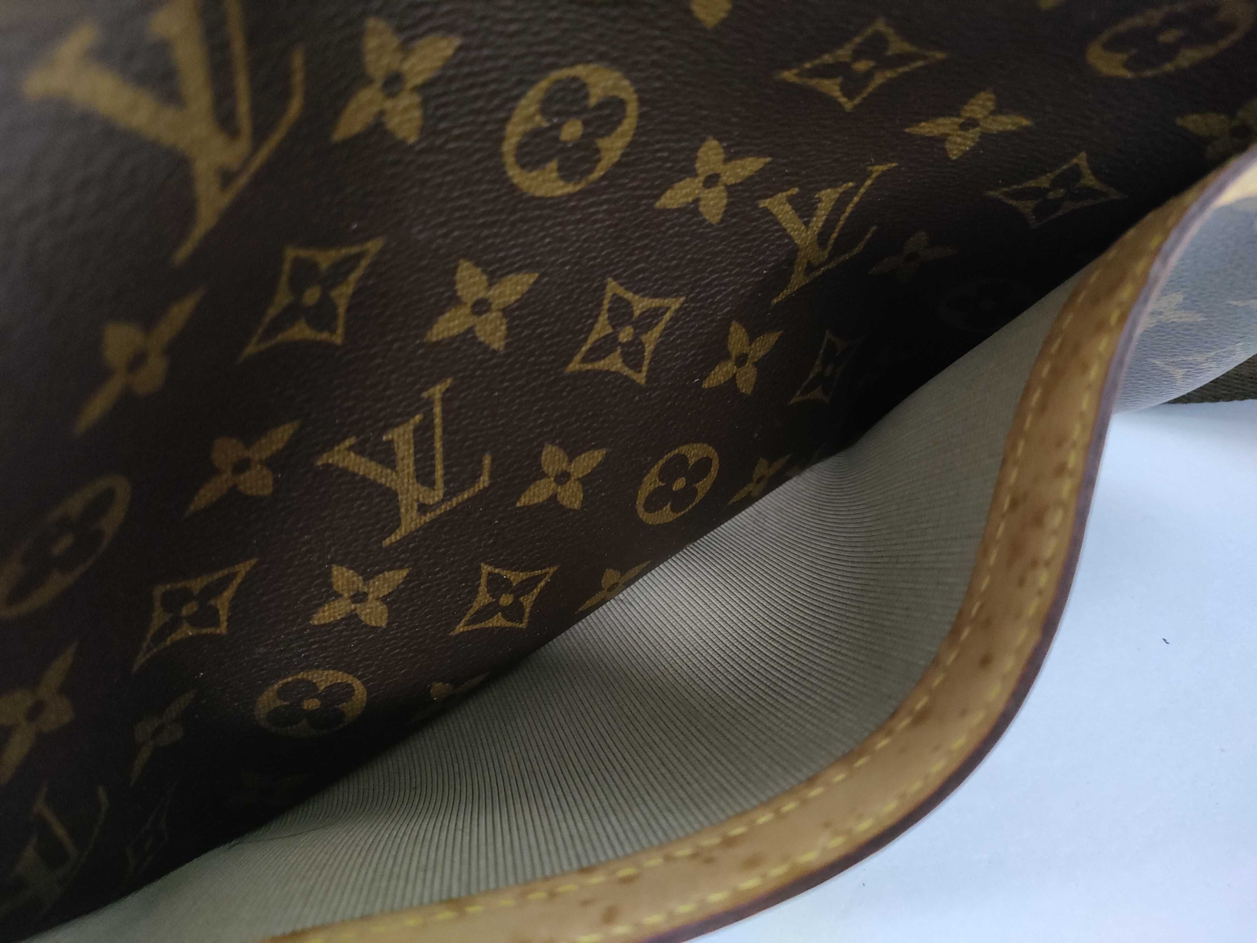 Monogram LV Reporter Shoulder Bag — view 13