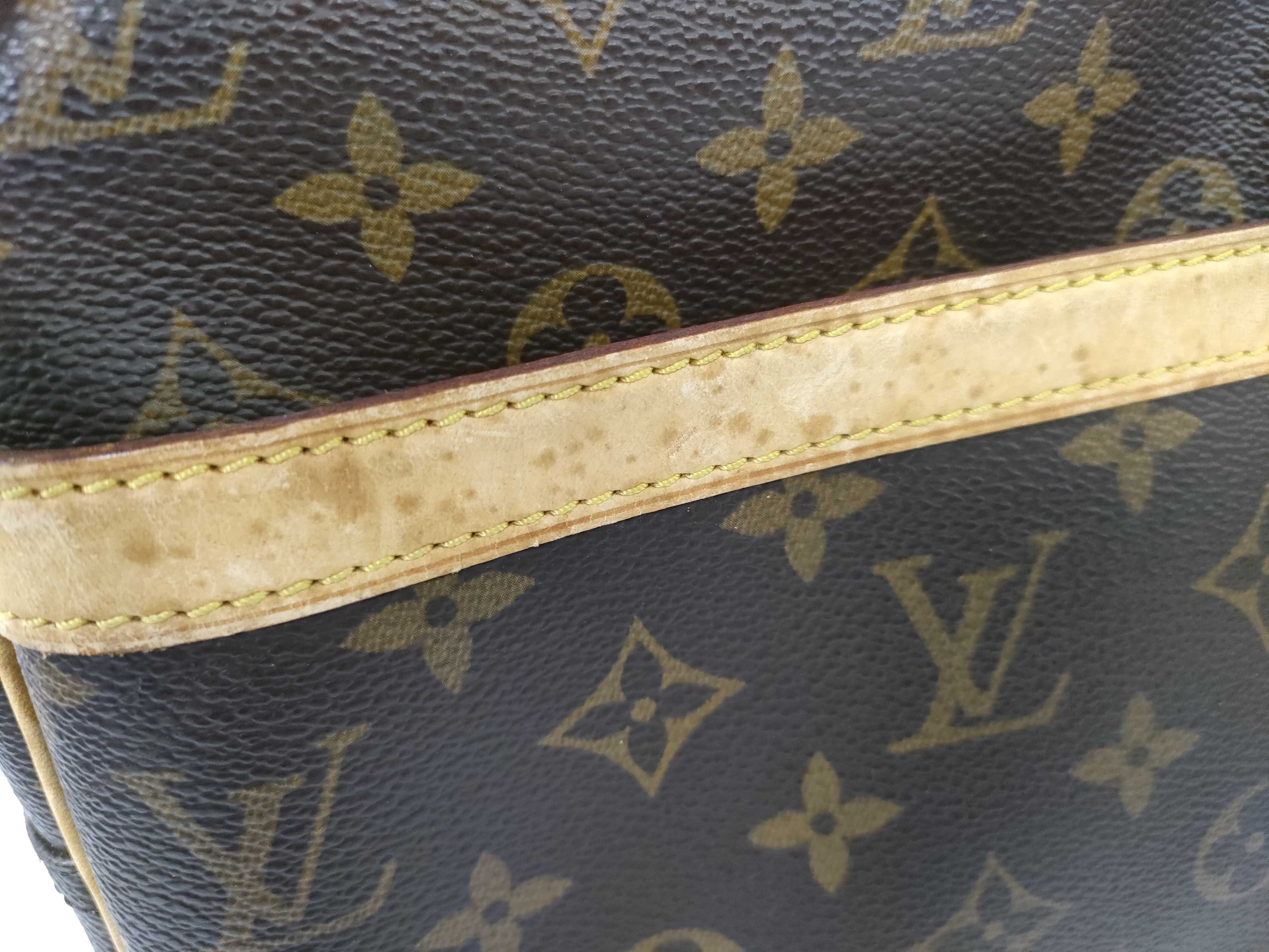 Monogram LV Reporter Shoulder Bag — view 15