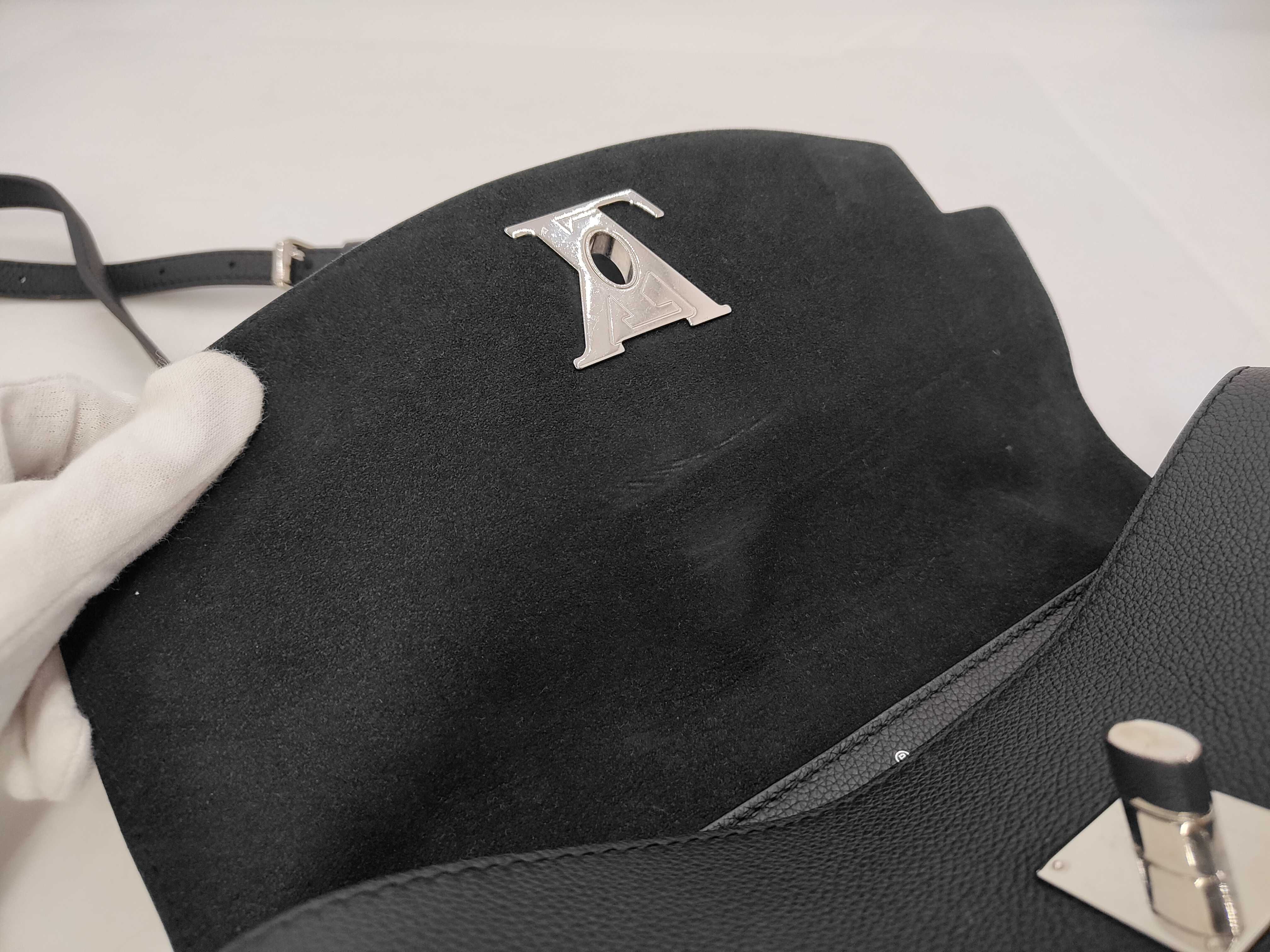 LV Lockme Ever MM Black M51395 DU3198 Dust Bag Shoulder Bag — view 8